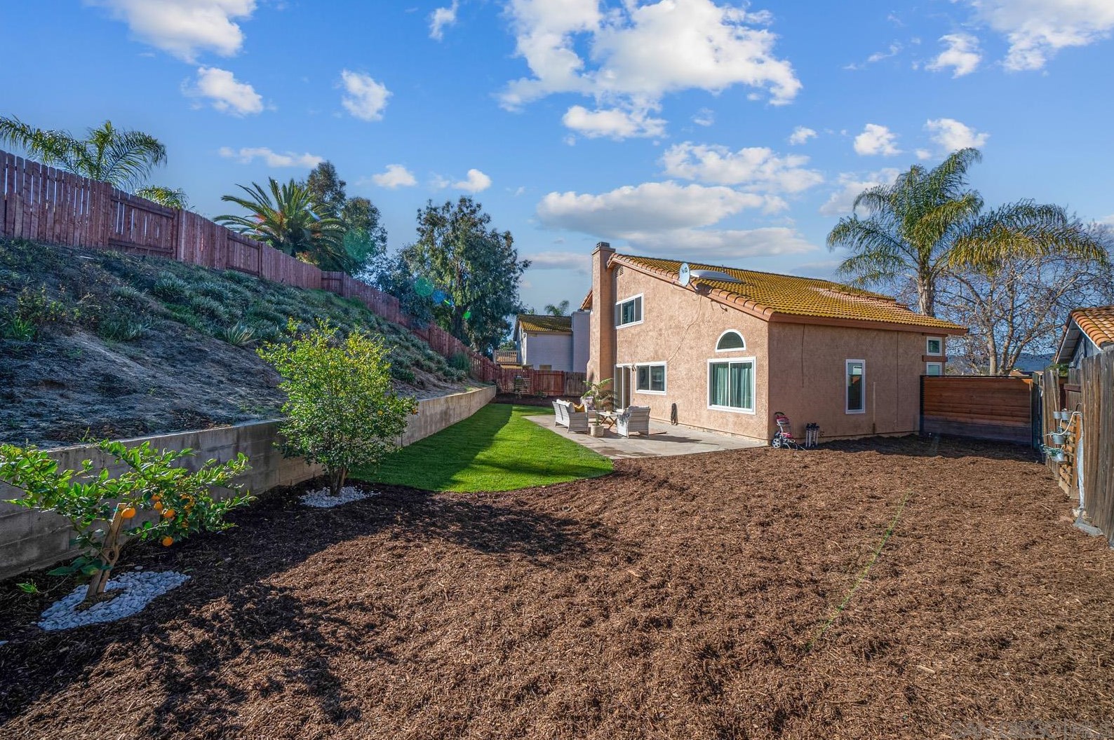 29769 Stonewood Rd, Temecula CA  92591-5303 exterior