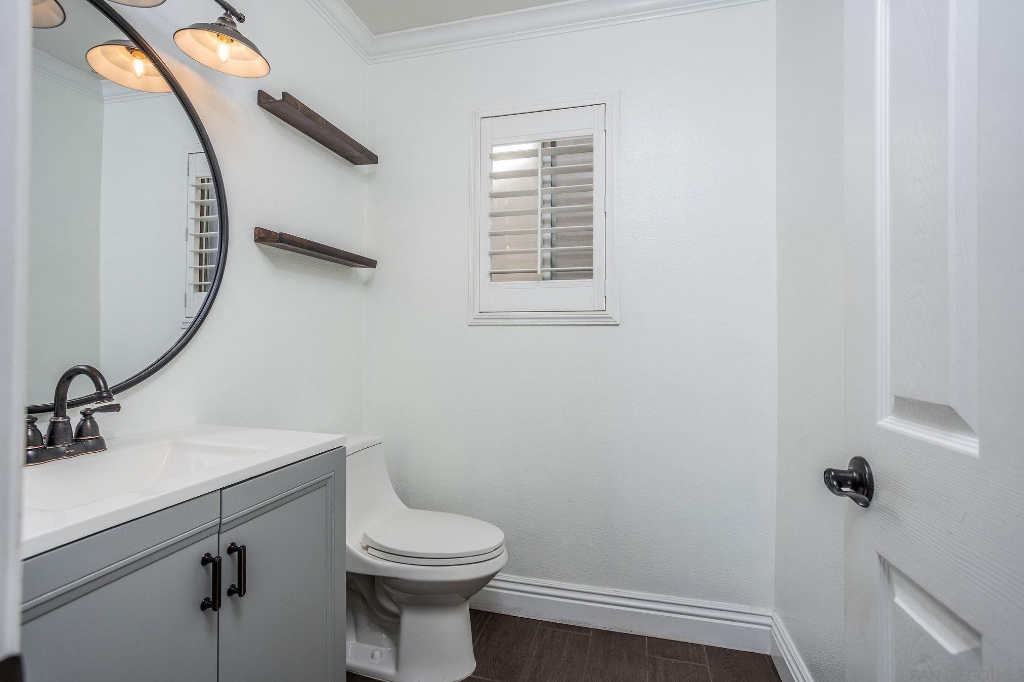 1343 Sutter Buttes St, Chula Vista CA  91913-2944 exterior