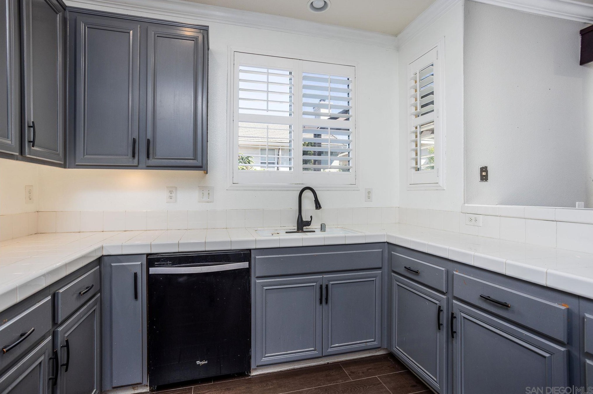 1343 Sutter Buttes St, Chula Vista CA  91913-2944 exterior