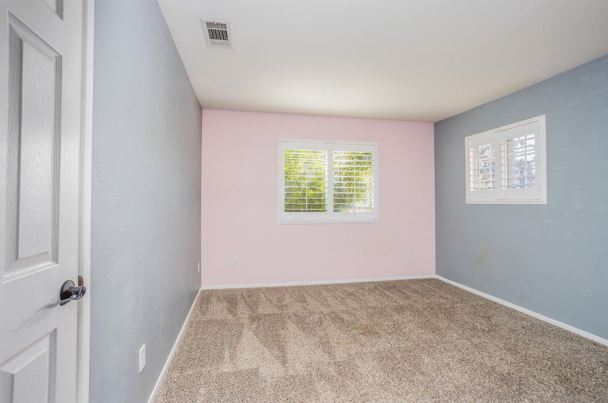 1343 Sutter Buttes St, Chula Vista CA  91913-2944 exterior