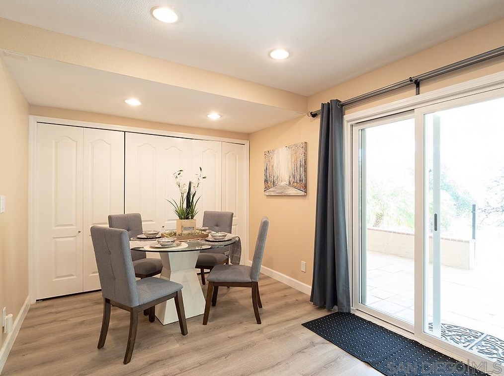 10732 Meadow Glen Way, Escondido CA  92026-6924 exterior