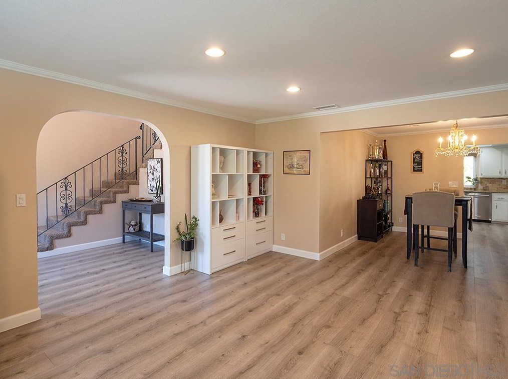 10732 Meadow Glen Way, Escondido CA  92026-6924 exterior