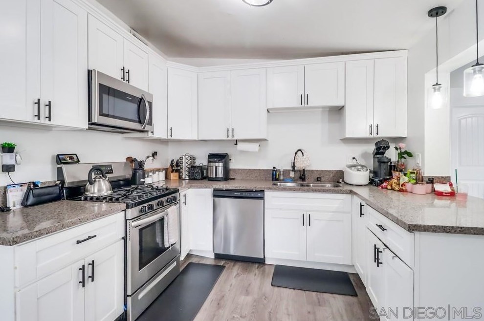 1435 Gowin St, Spring Valley CA  91977-3806 exterior