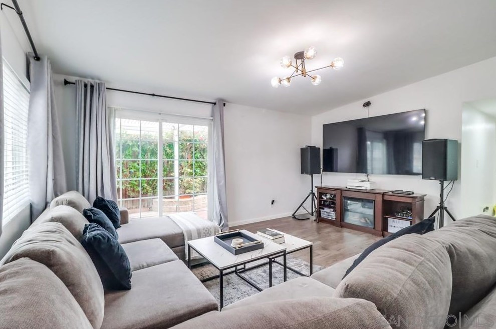 1435 Gowin St, Spring Valley CA  91977-3806 exterior
