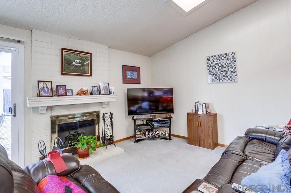 6890 Boulder Lake Ave, San Diego CA  92119-1946 exterior