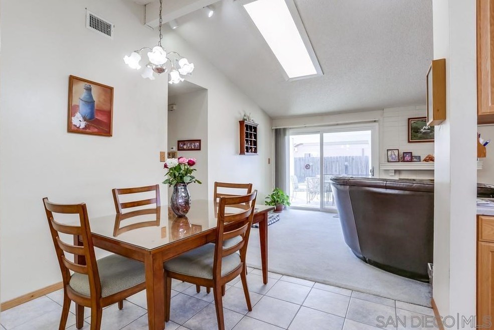 6890 Boulder Lake Ave, San Diego CA  92119-1946 exterior