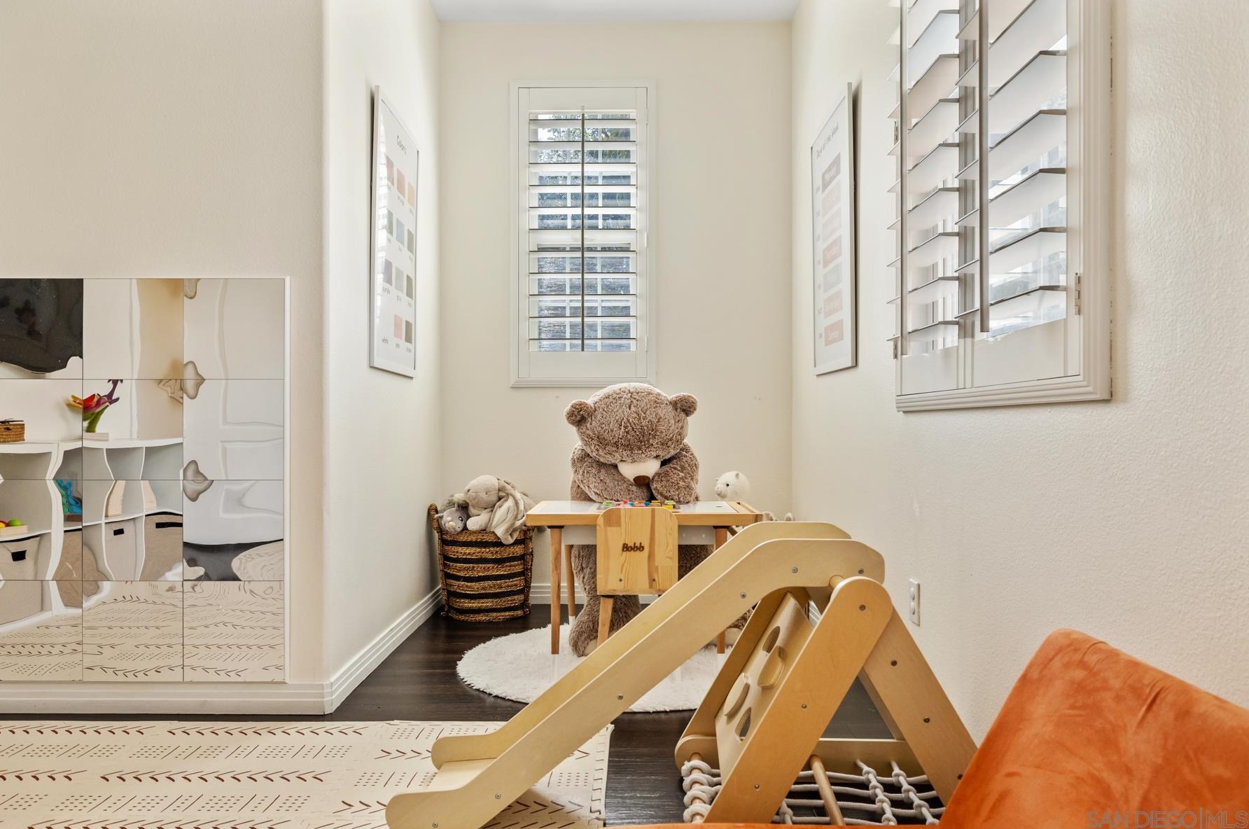 3805 Sacramento Dr, La Mesa CA  91941-6887 exterior