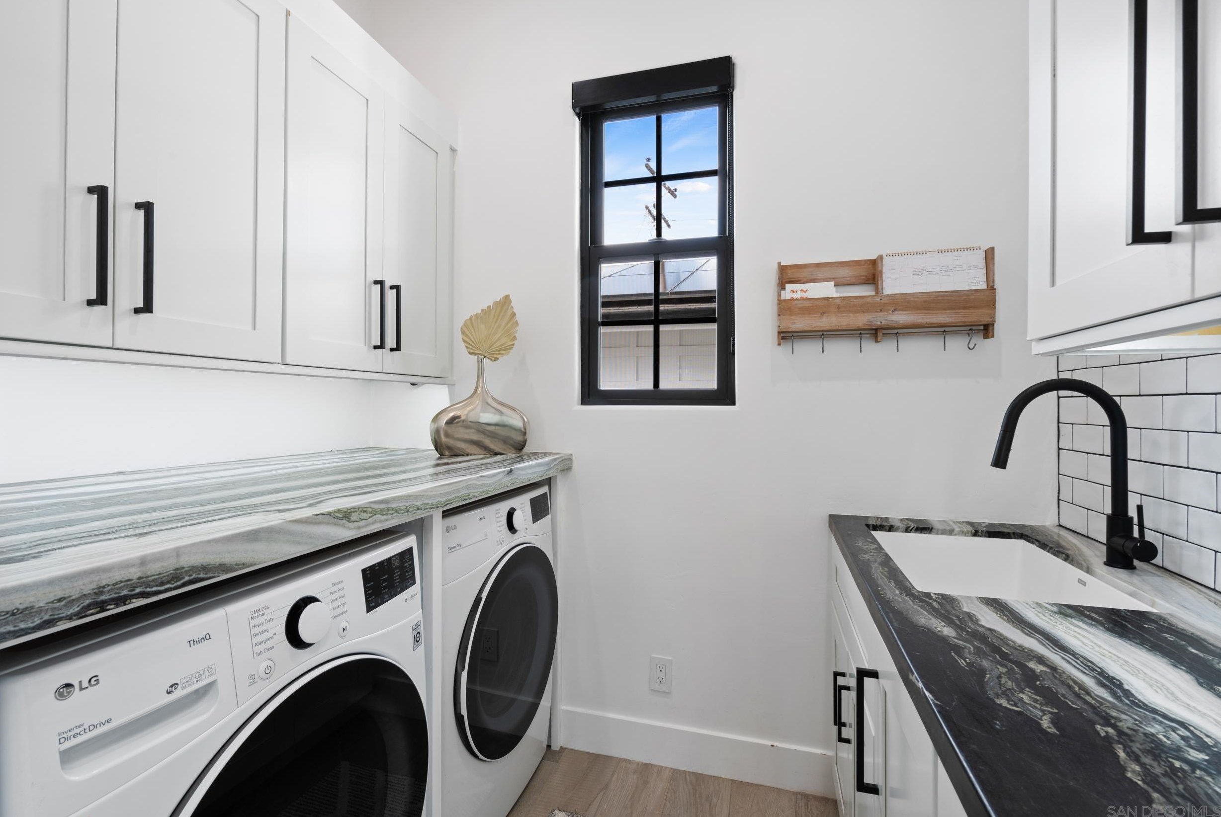 4556 Manitou Way, San Diego CA  92117-2931 exterior