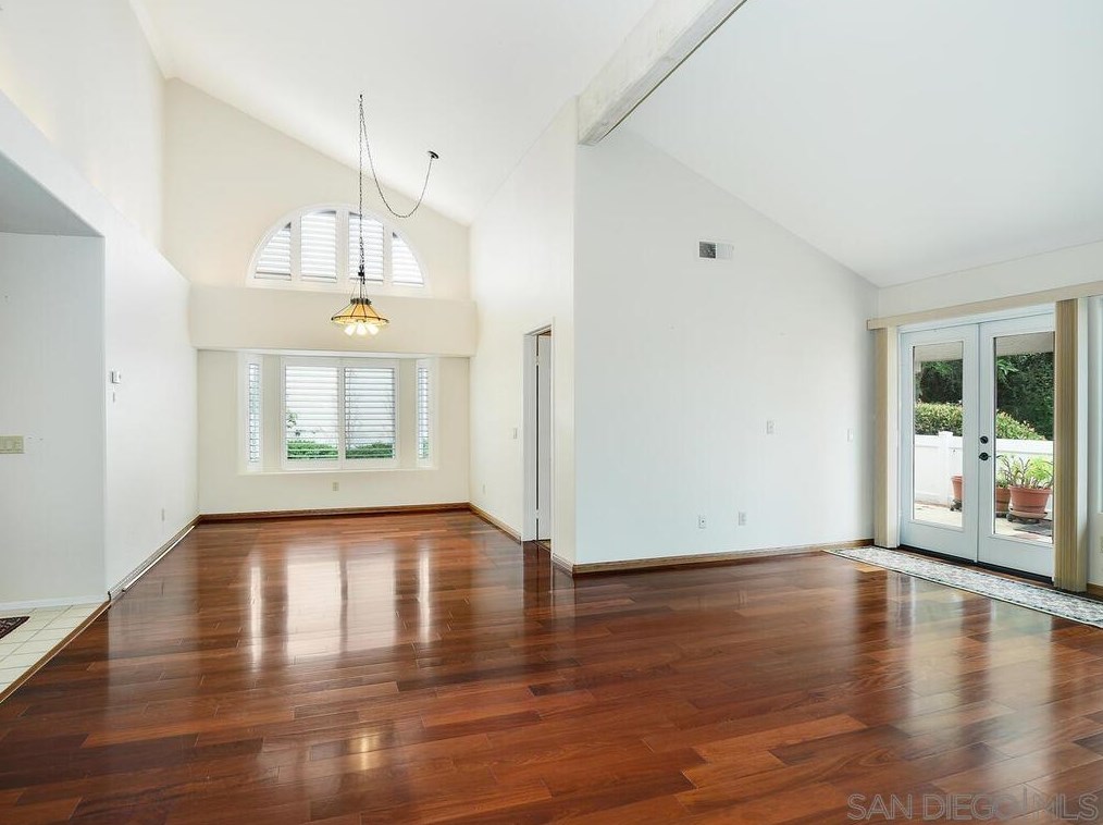 4909 Icaria Way, Oceanside CA  92056-5155 exterior