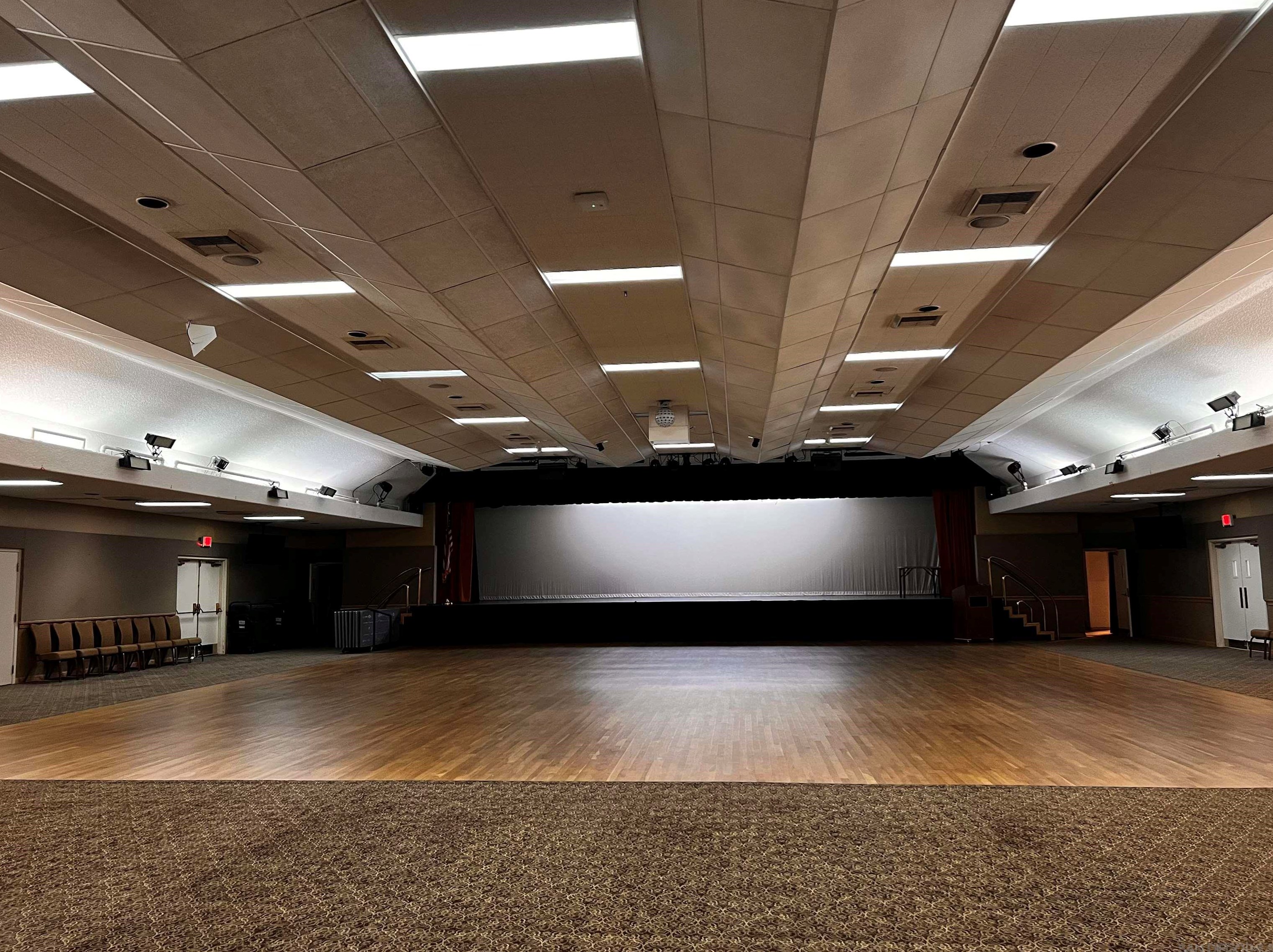 4909 Icaria Way, Oceanside CA  92056-5155 exterior