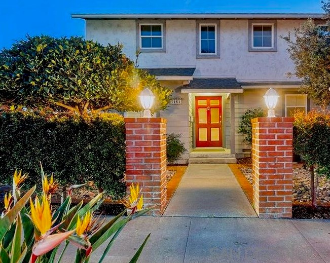 1151 Turquoise St, San Diego CA 92109-1247 exterior