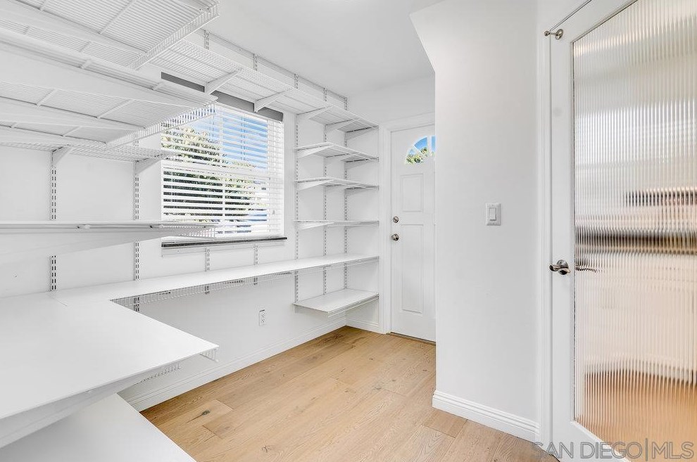 1151 Turquoise St, San Diego CA 92109-1247 exterior