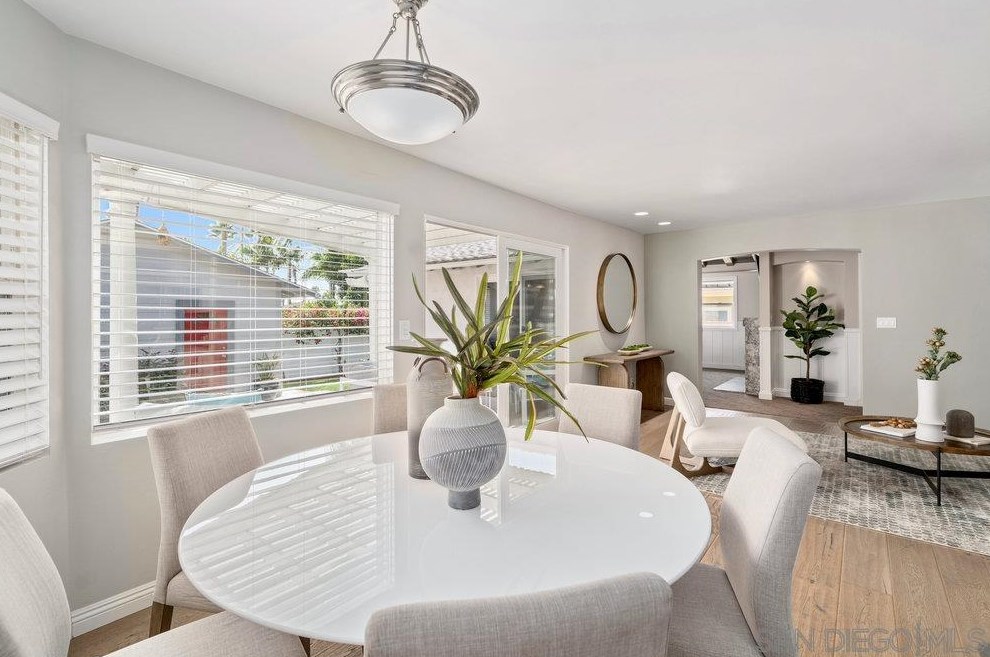 1151 Turquoise St, San Diego CA 92109-1247 exterior