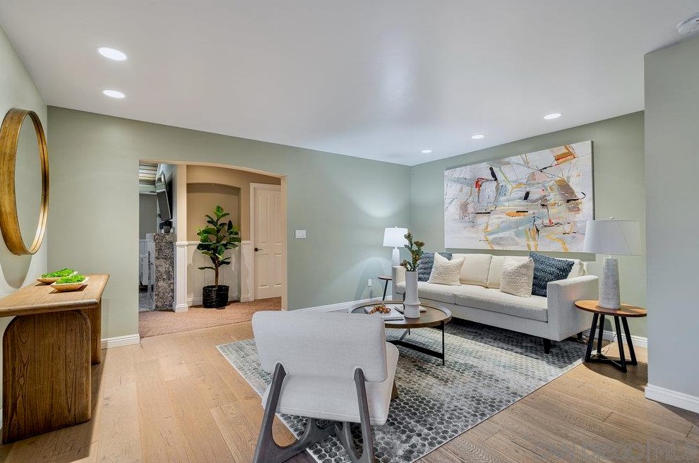 1151 Turquoise St, San Diego CA 92109-1247 exterior