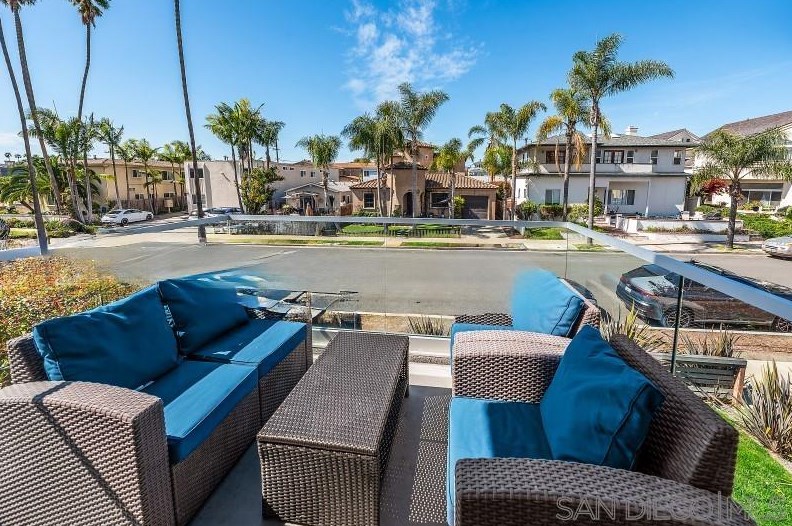 4025 Morrell St, San Diego CA 92109-4641 exterior