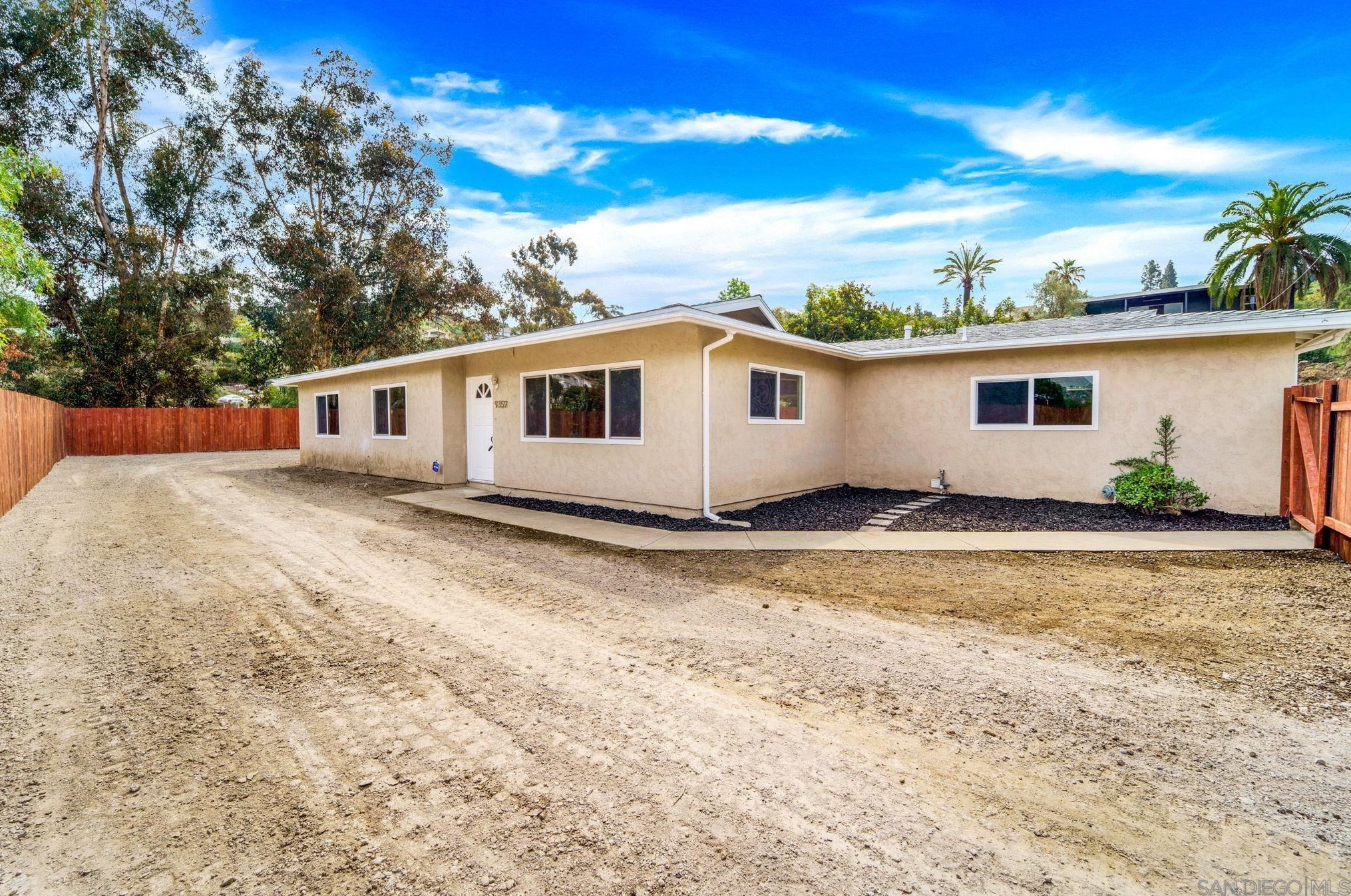9359 Lamar St, Spring Valley CA  91977-2802 exterior