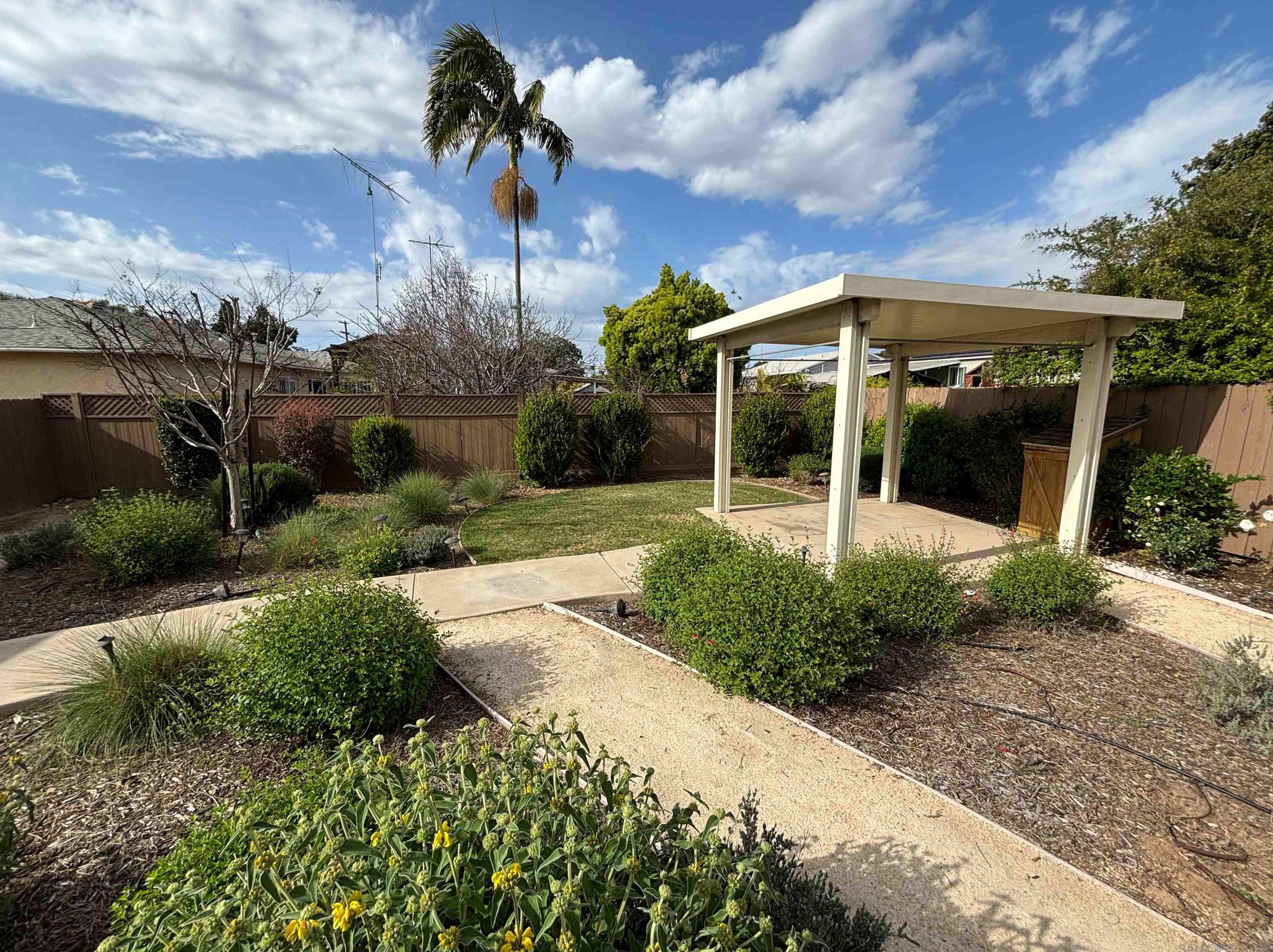 719 Glover Ave, Chula Vista CA  91910-5807 exterior