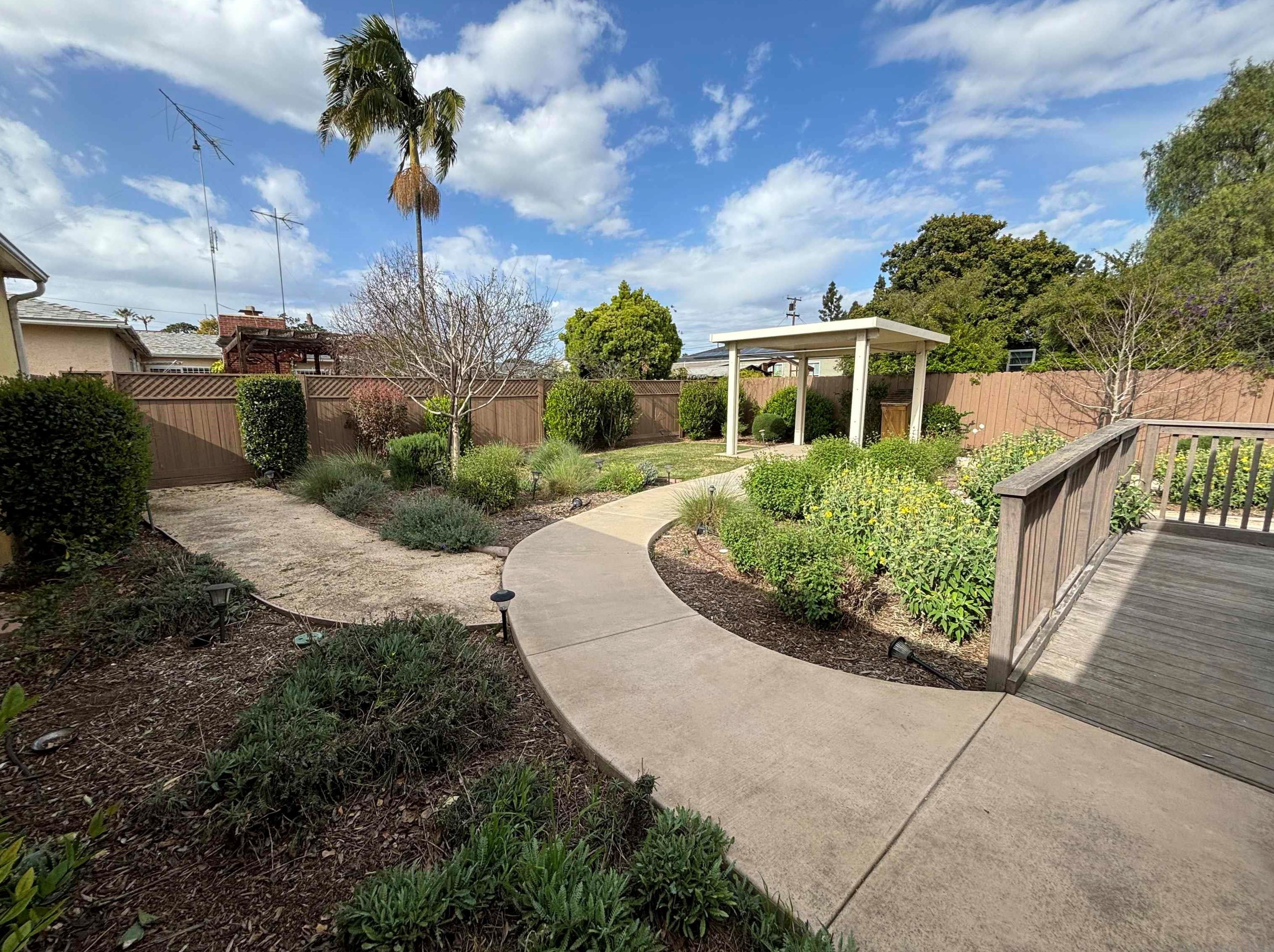 719 Glover Ave, Chula Vista CA  91910-5807 exterior