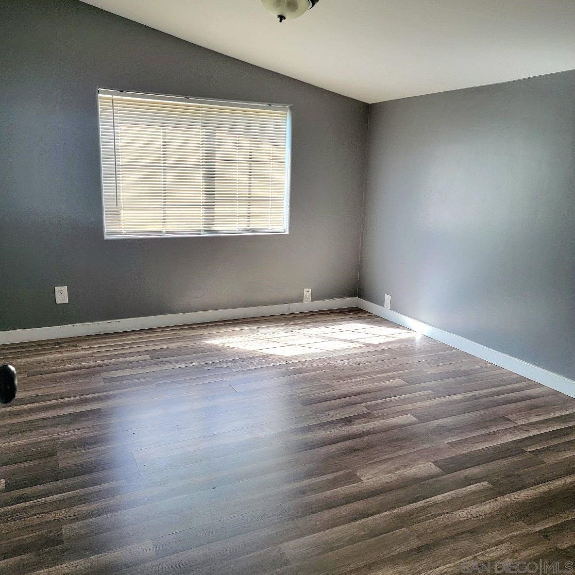 2743 Ridgeway Dr, National City CA  91950-7738 exterior