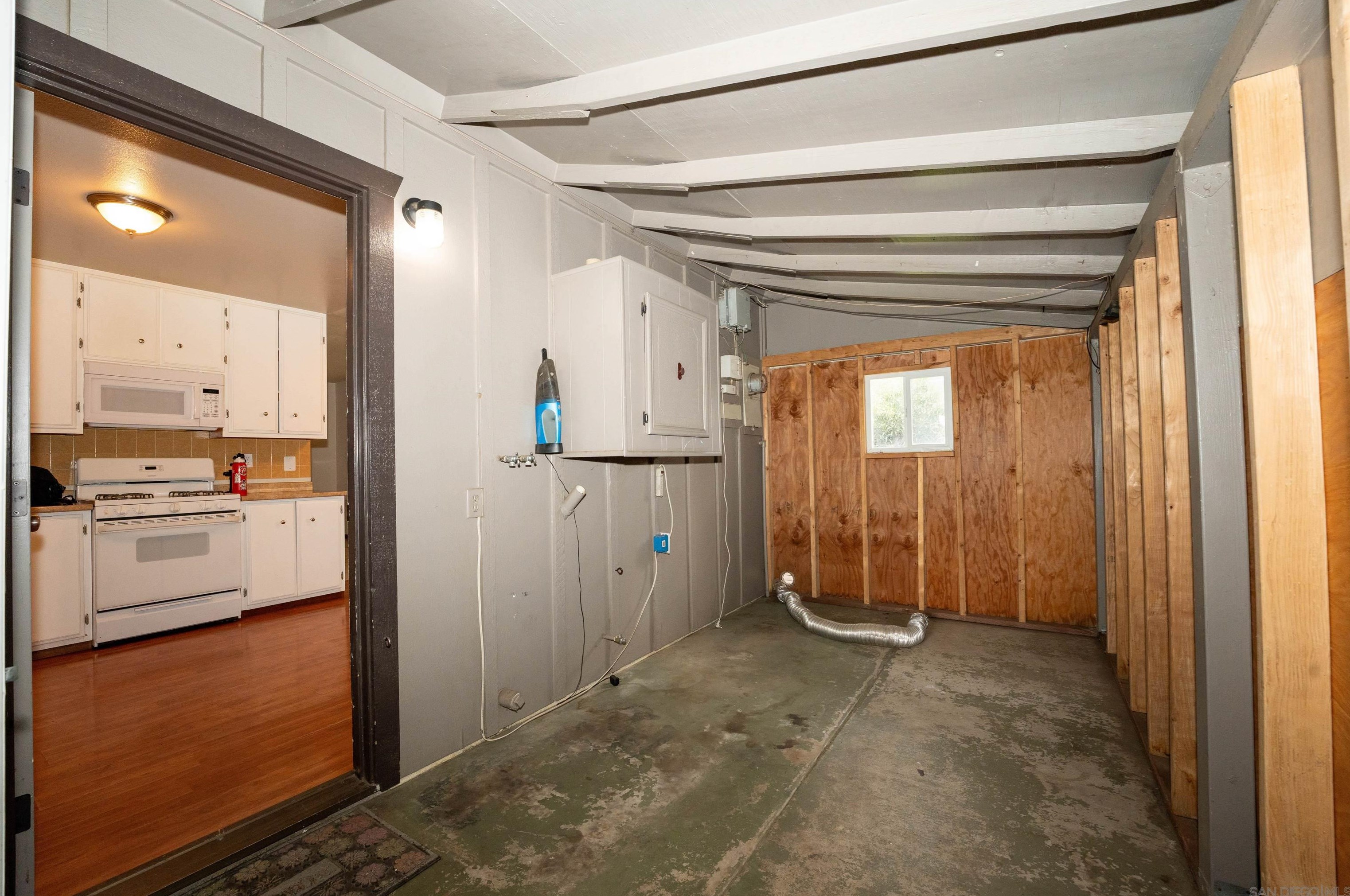 21406 Grand Ave, Wildomar CA  92595-9314 exterior