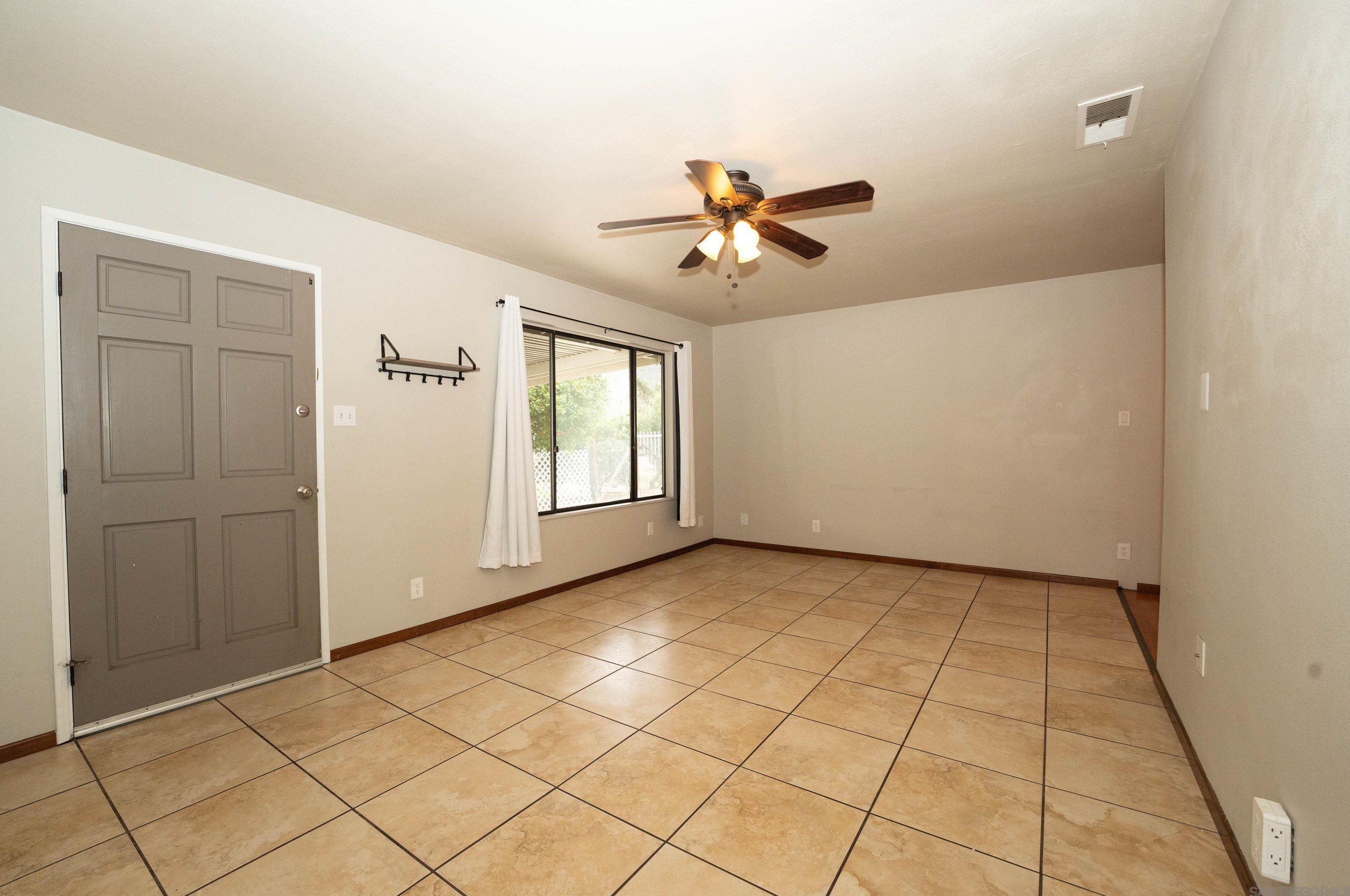 21406 Grand Ave, Wildomar CA  92595-9314 exterior
