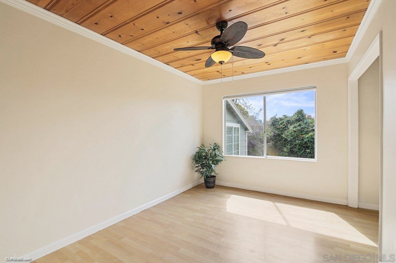 10405 Challenge Blvd, La Mesa CA  91941-7244 exterior