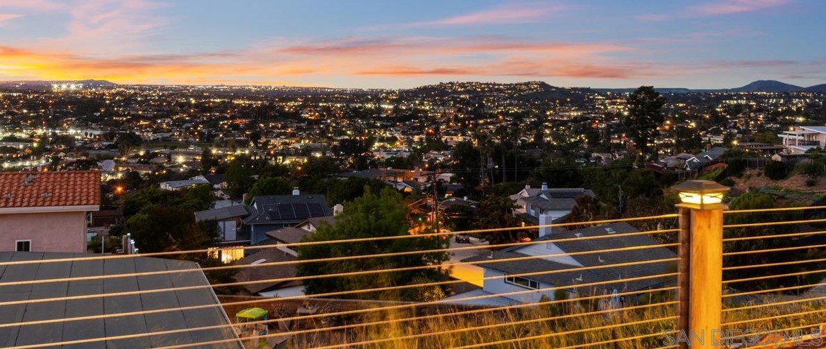 8020 Eastridge Dr, La Mesa CA  91941-7834 exterior