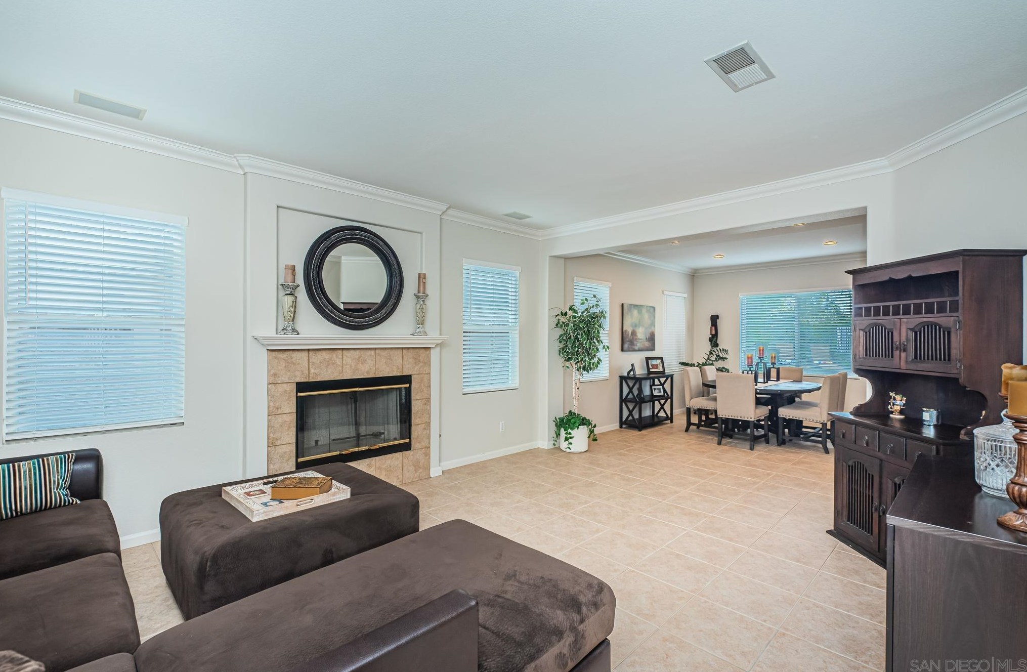 13828 Torrey Bella Ct, San Diego CA  92129-4627 exterior