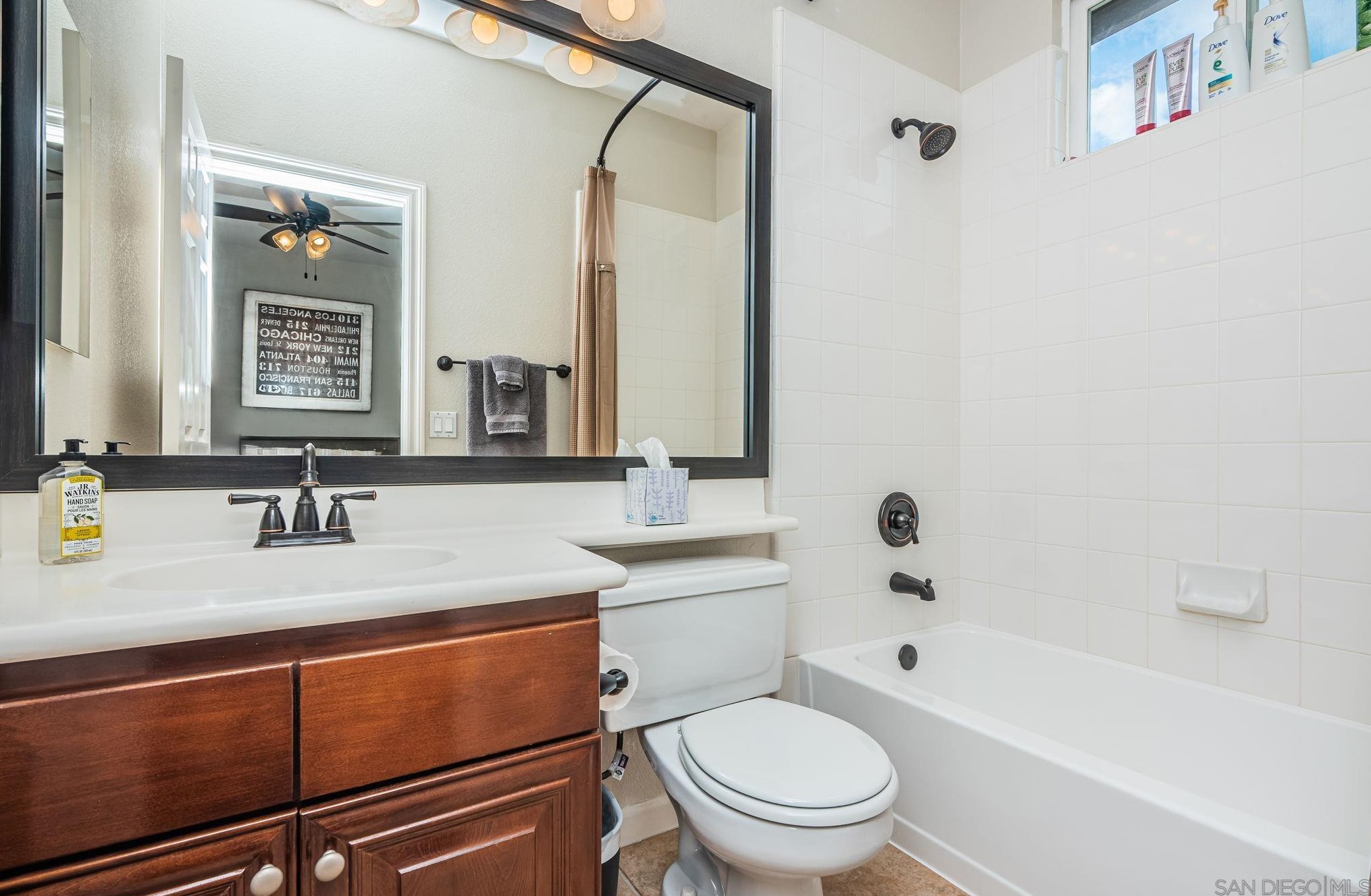 13828 Torrey Bella Ct, San Diego CA  92129-4627 exterior