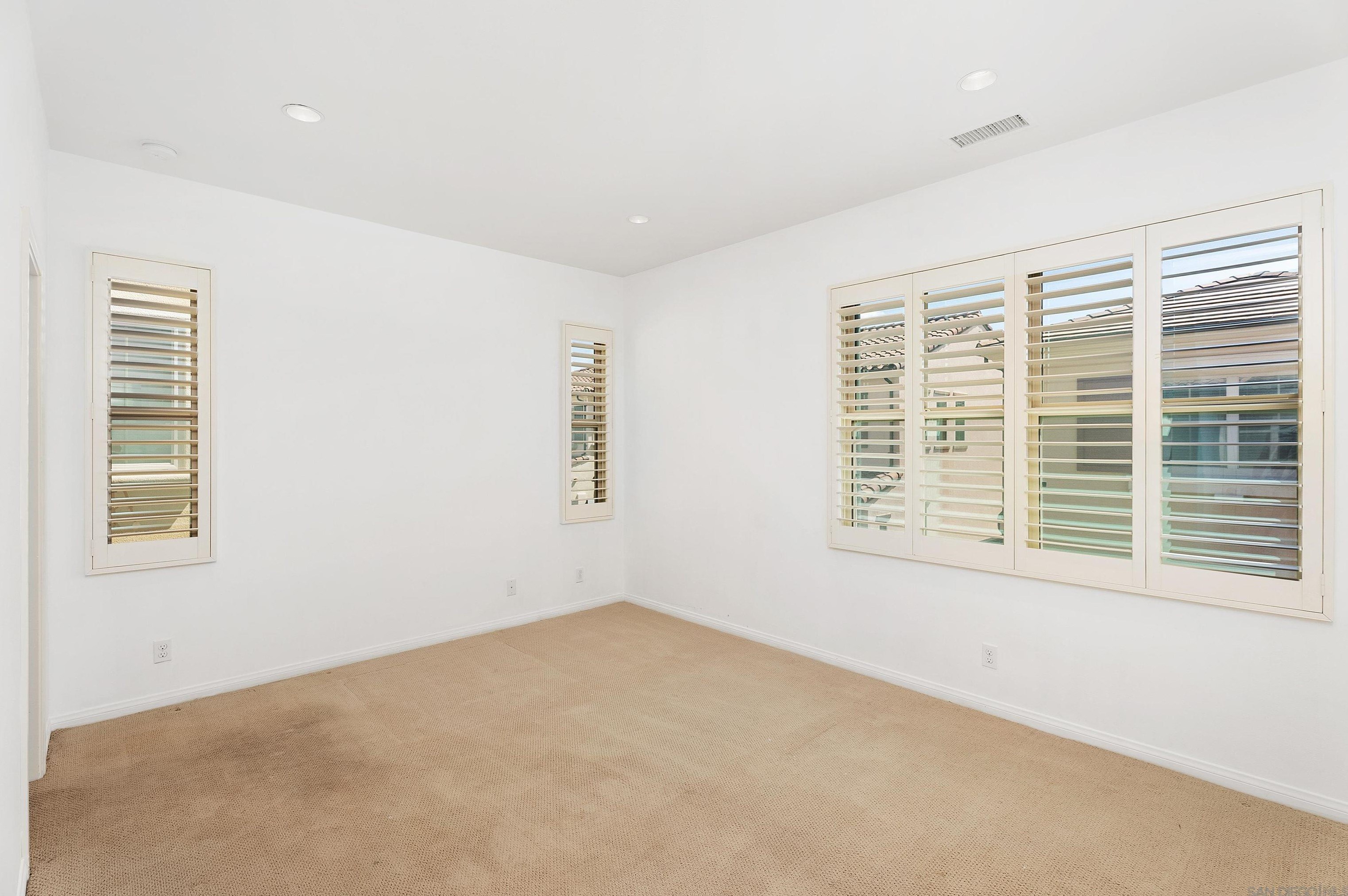 55 Diamond, Irvine CA  92620-2143 exterior