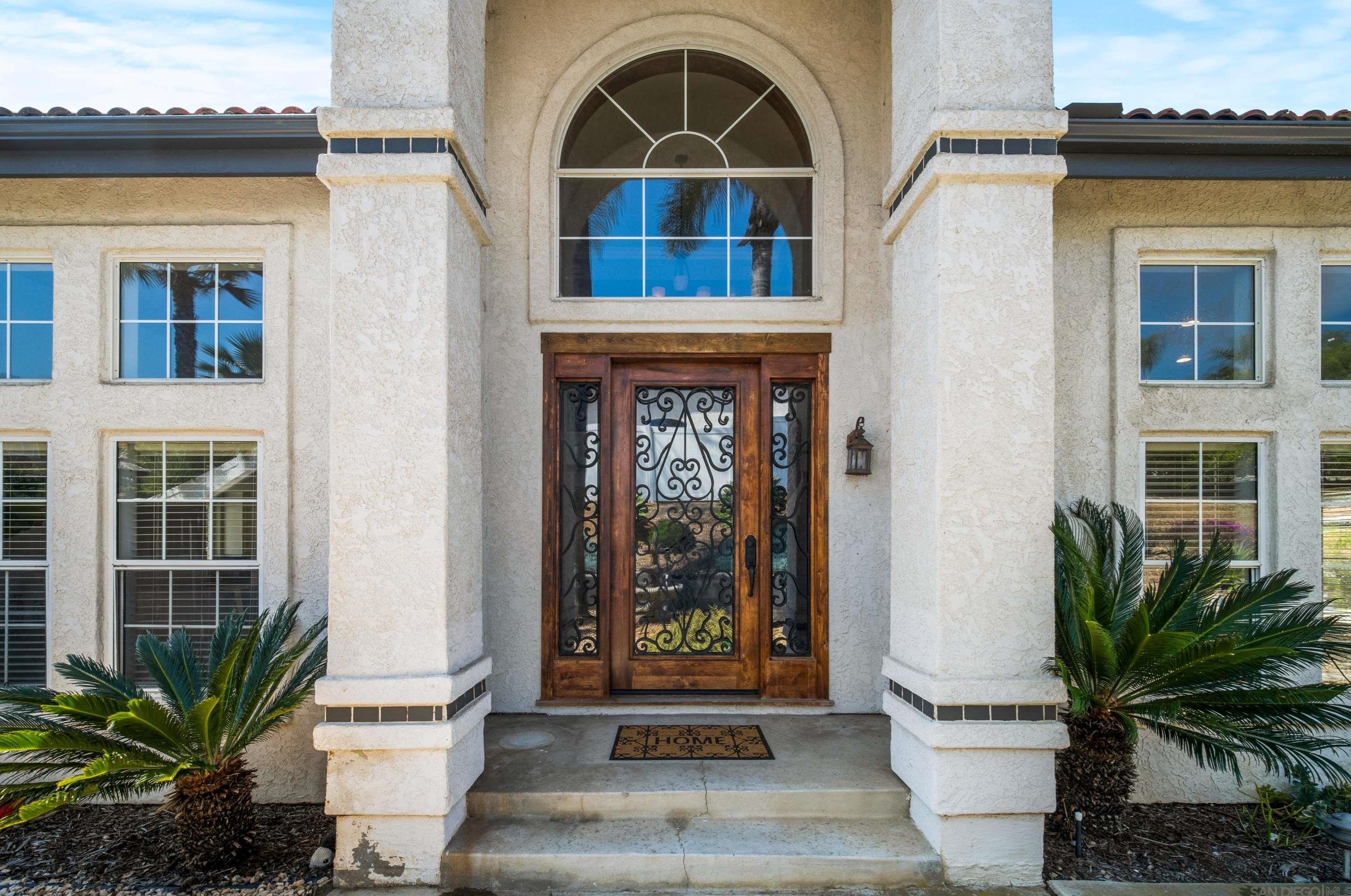 1209 Rancho Pacifica Pl, Vista CA  92084-7011 exterior
