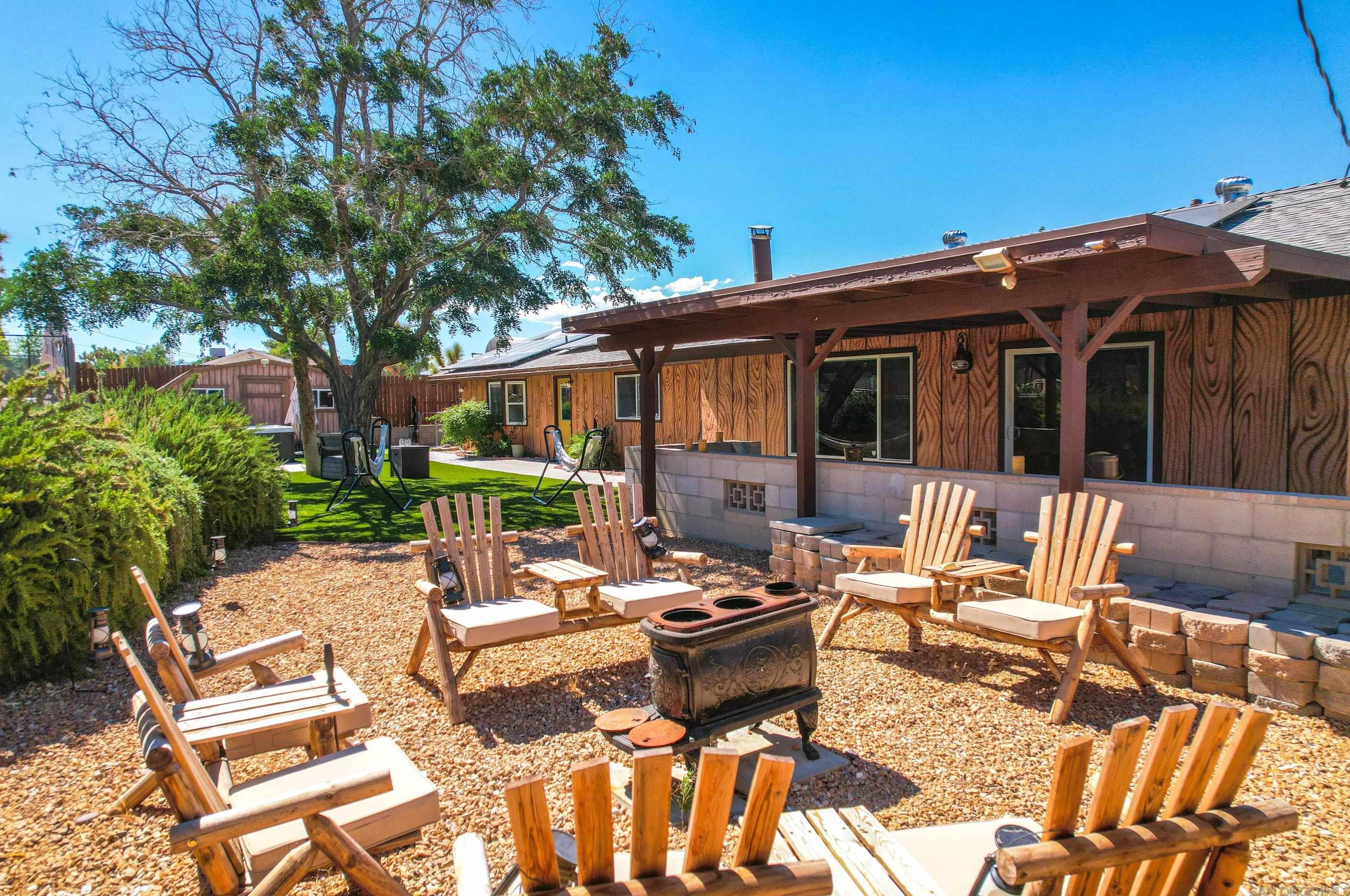 60291 Ln Mirada Trl, Joshua Tree CA 92252-2801 exterior