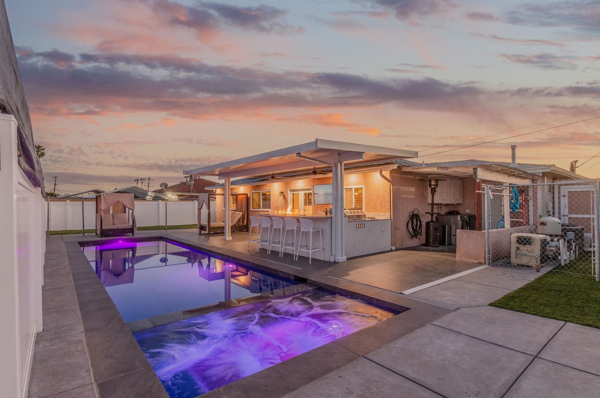 935 Brucker Ave, Spring Valley CA  91977-4806 exterior