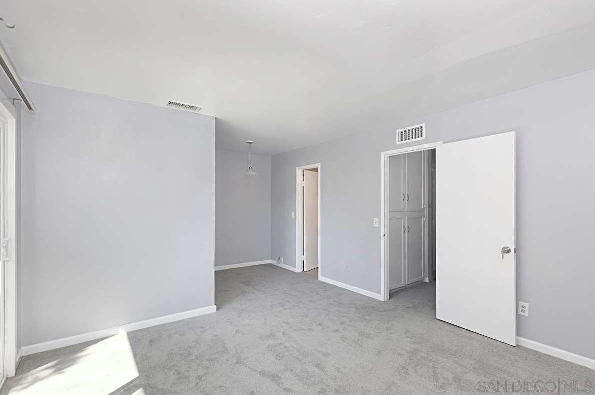 3311 Fairlomas Rd, National City CA  91950-8211 exterior