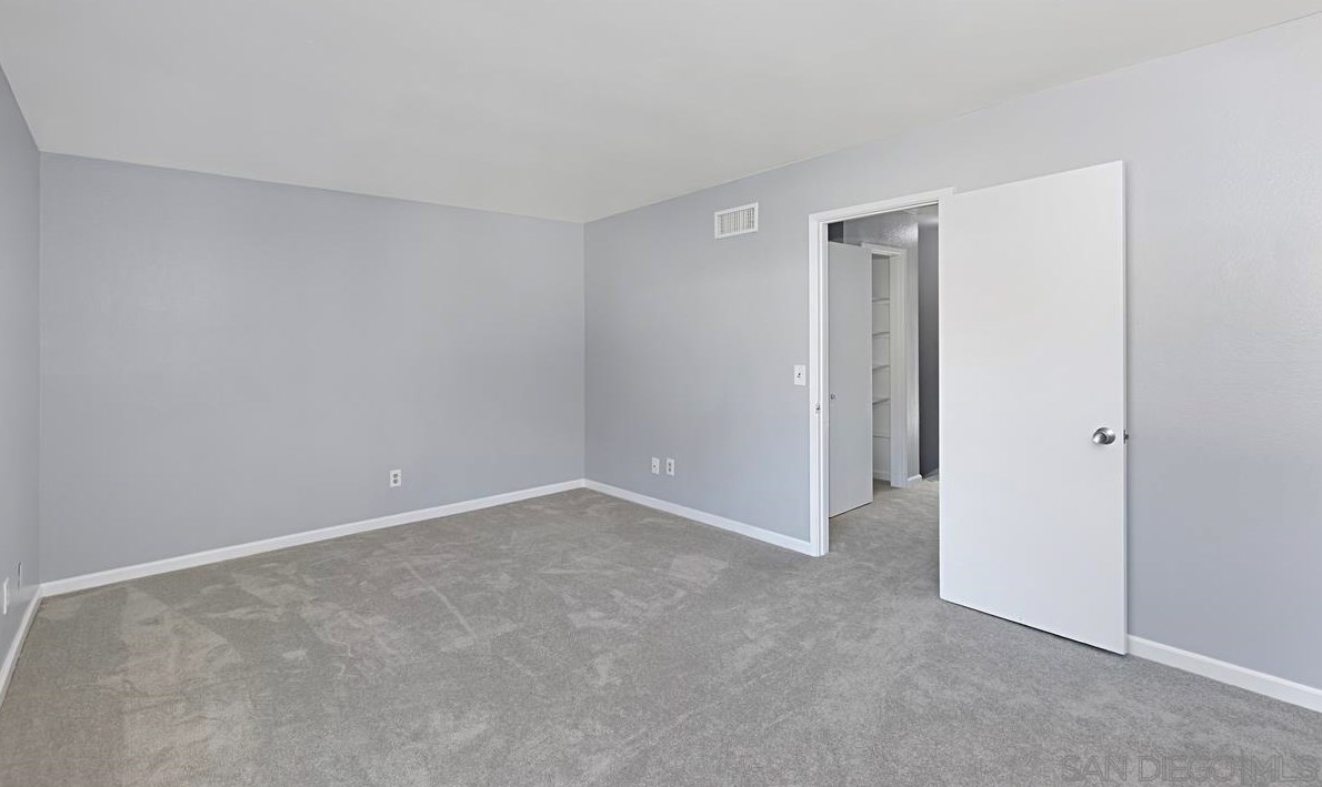 3311 Fairlomas Rd, National City CA  91950-8211 exterior