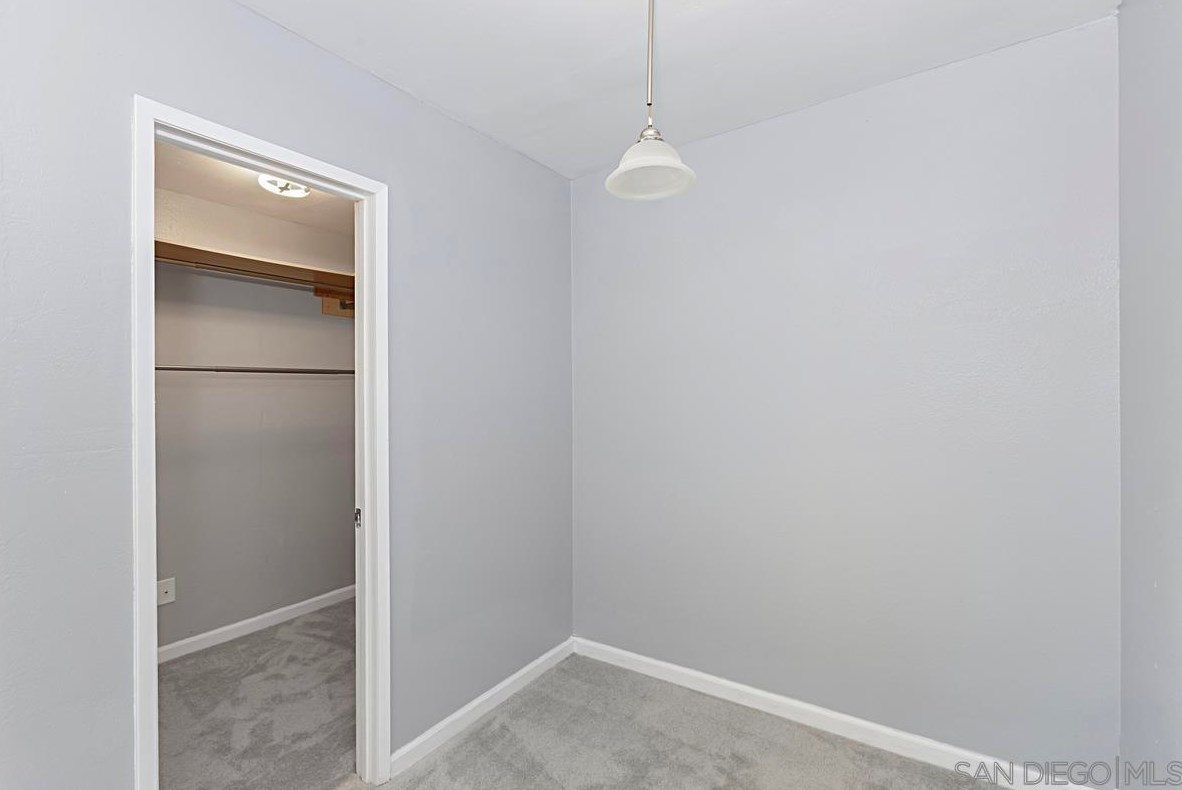 3311 Fairlomas Rd, National City CA  91950-8211 exterior