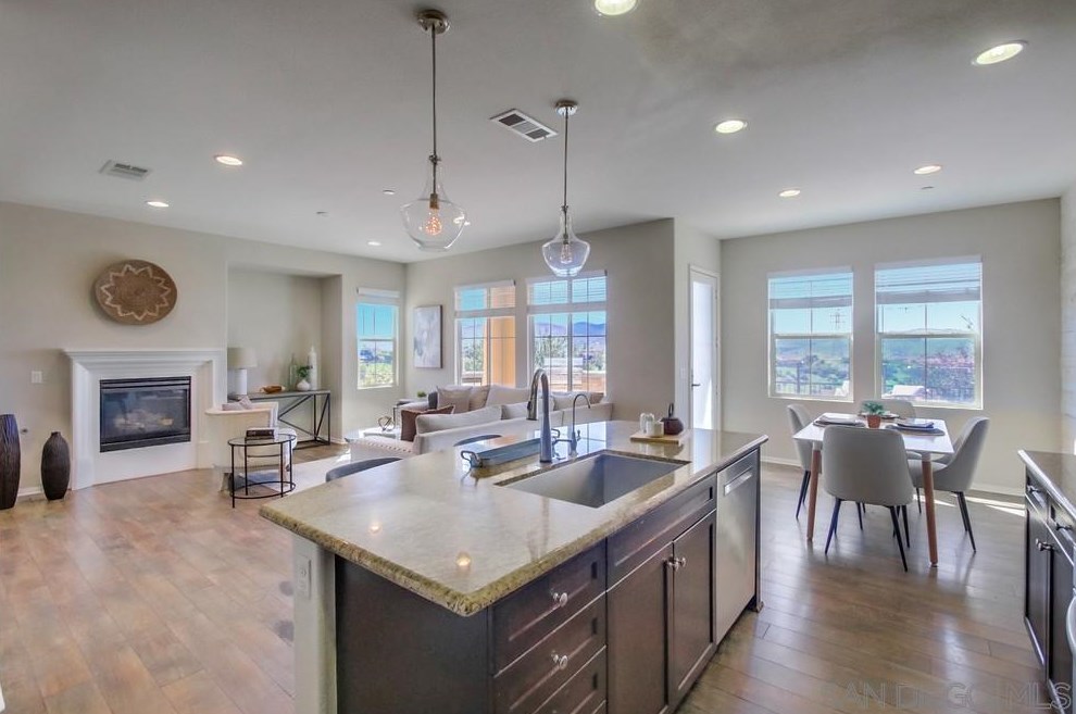 8575 Old Stonefield Chase, San Diego CA  92127-6134 exterior
