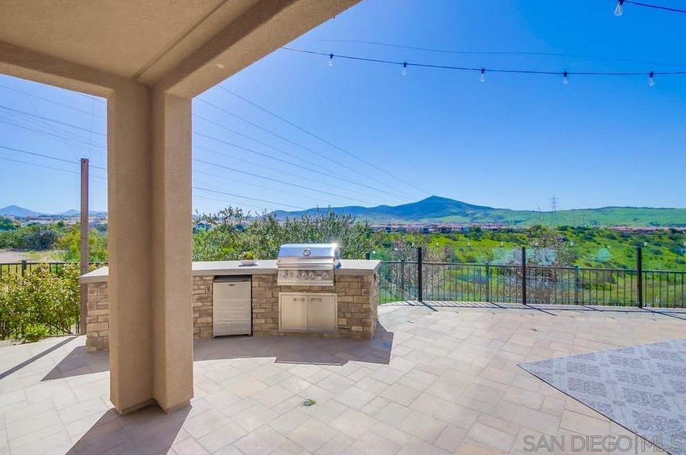 8575 Old Stonefield Chase, San Diego CA  92127-6134 exterior
