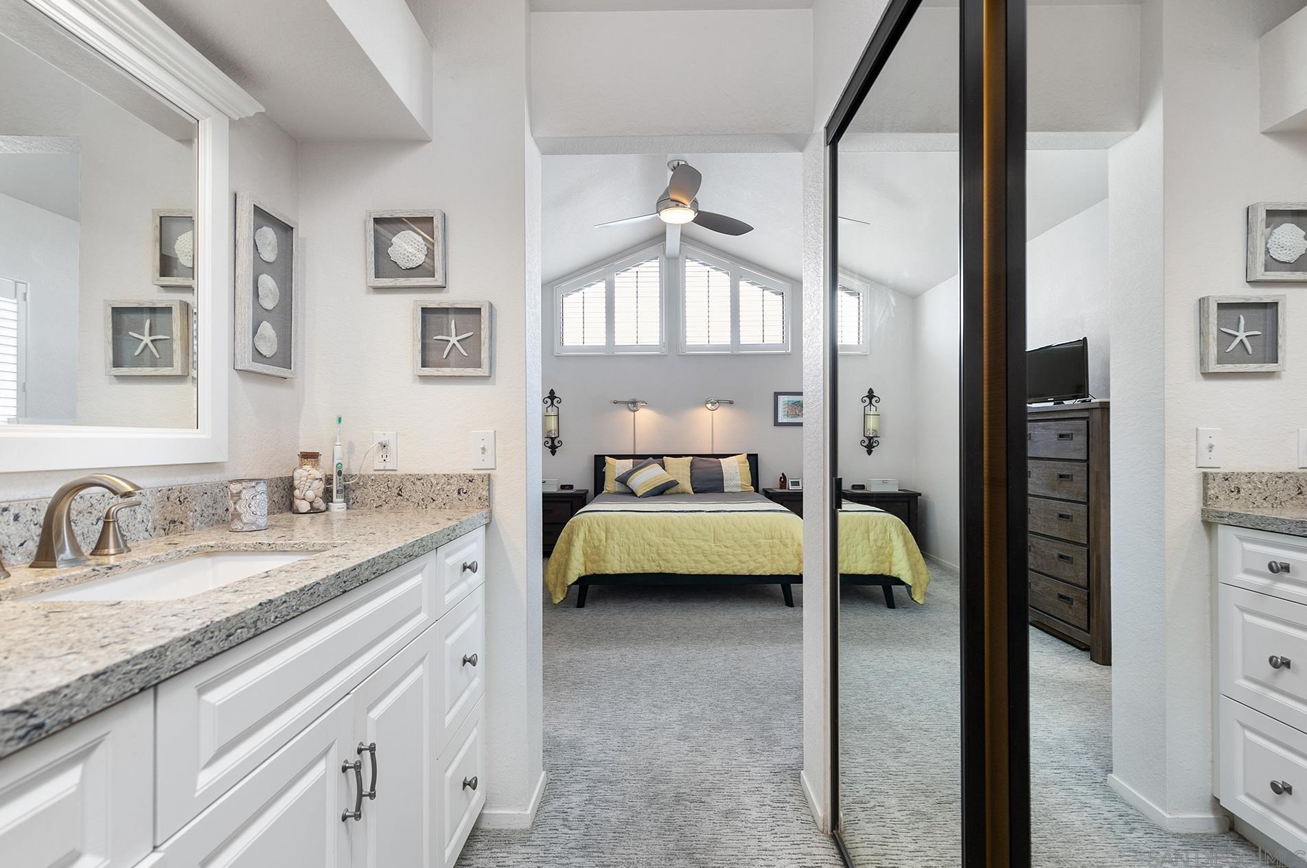 6465 Caminito Listo, San Diego CA 92111-6859 exterior