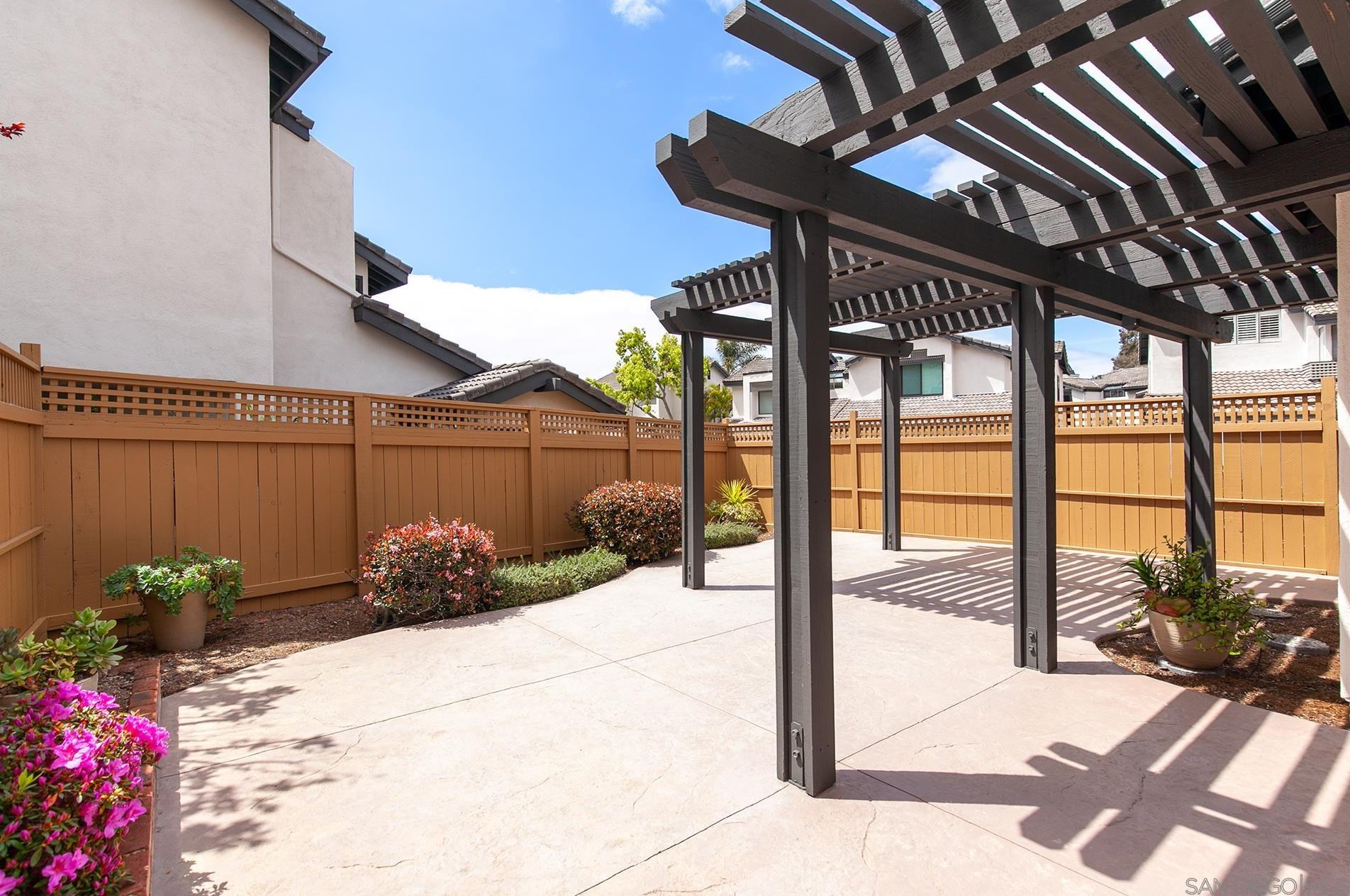 6465 Caminito Listo, San Diego CA 92111-6859 exterior