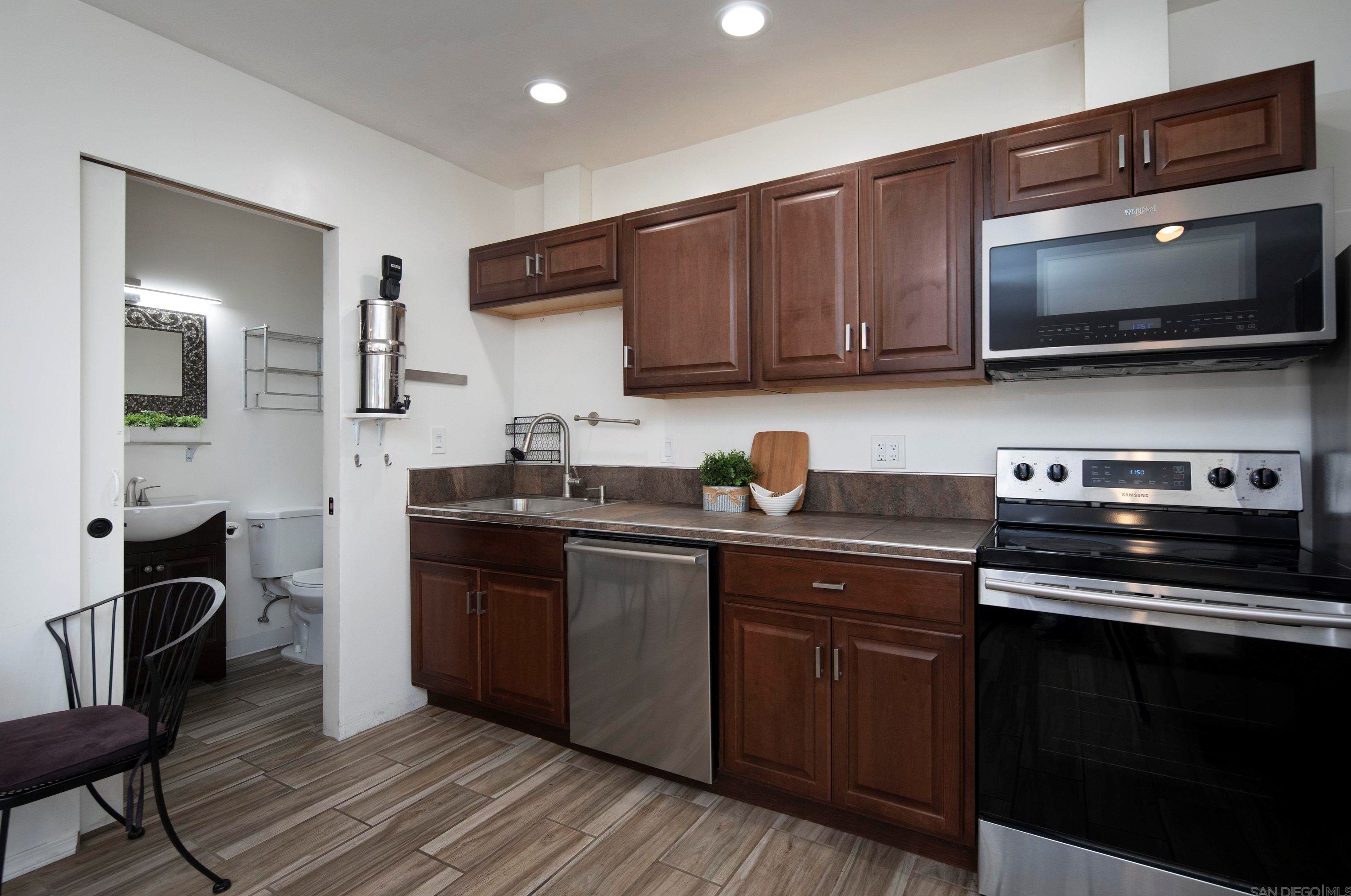 4276 Mt Herbert Ave, San Diego CA 92117-4730 exterior