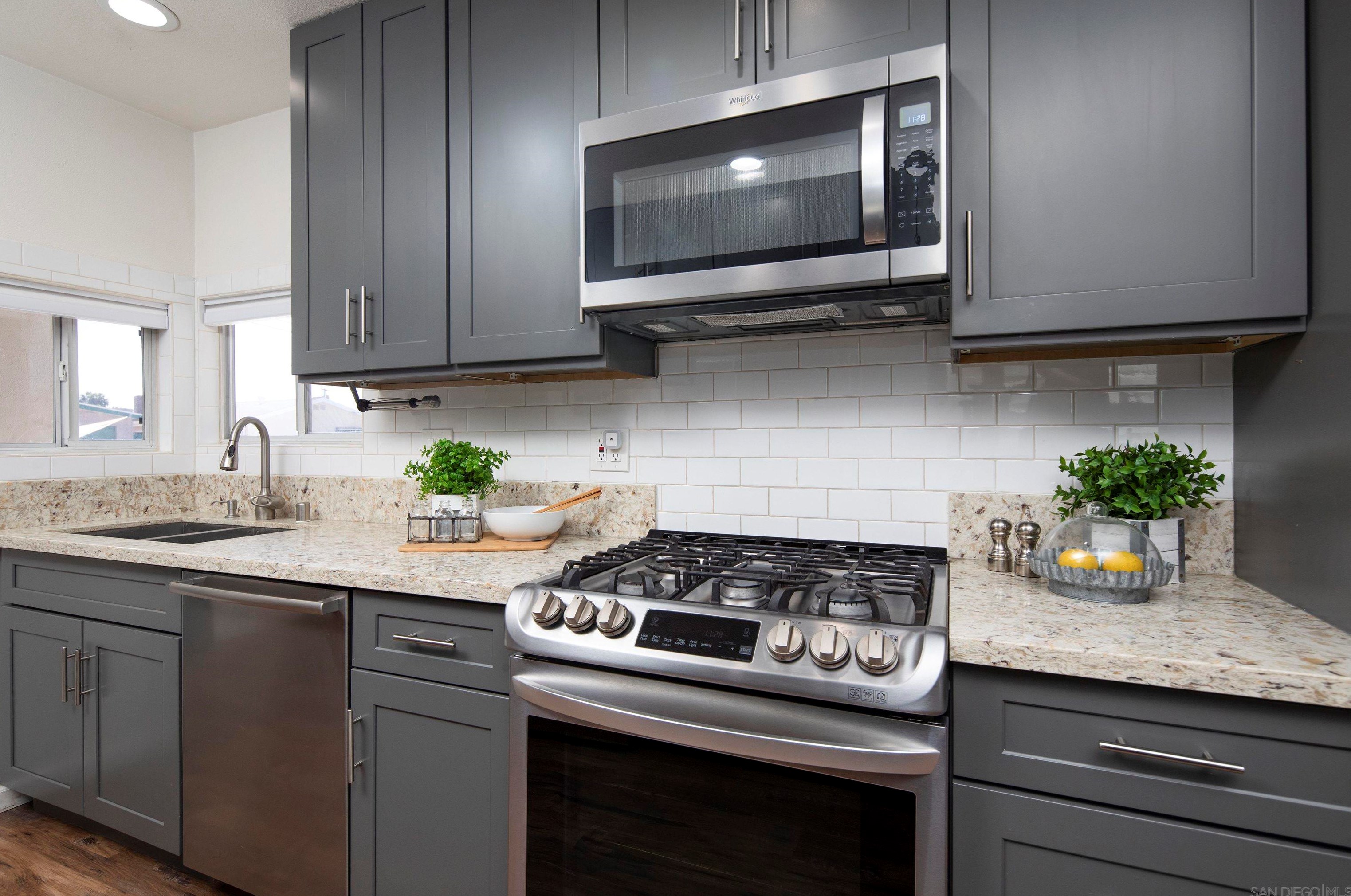 4276 Mt Herbert Ave, San Diego CA 92117-4730 exterior