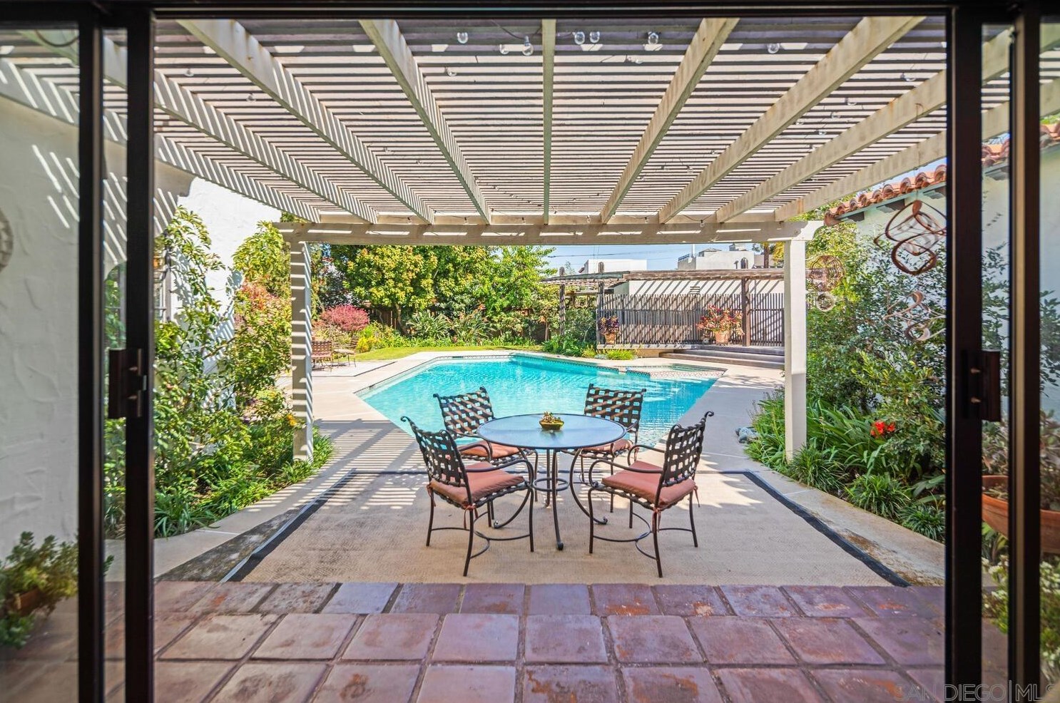 671 Alameda Blvd, San Diego CA 92118-2014 exterior