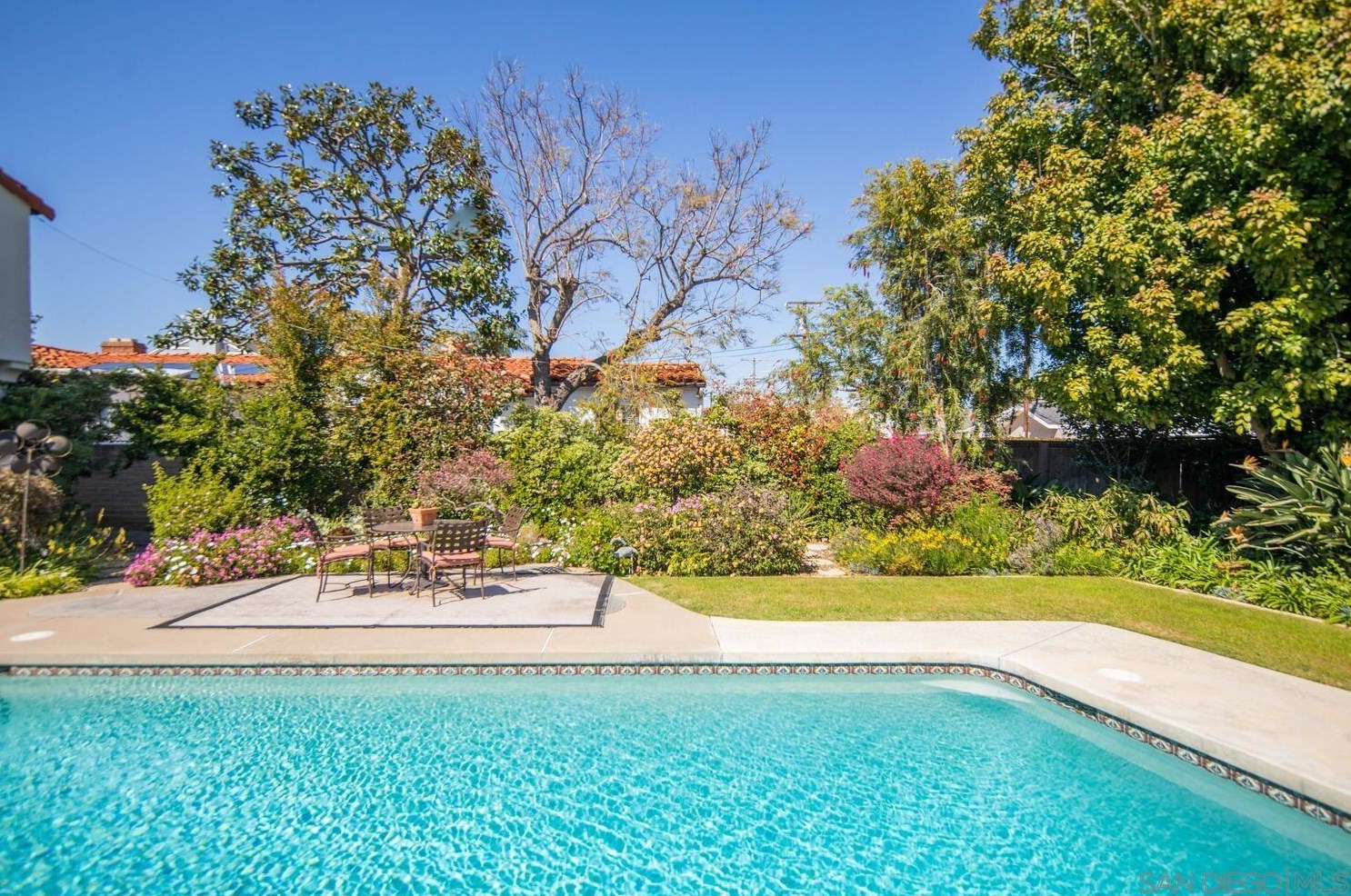 671 Alameda Blvd, San Diego CA 92118-2014 exterior