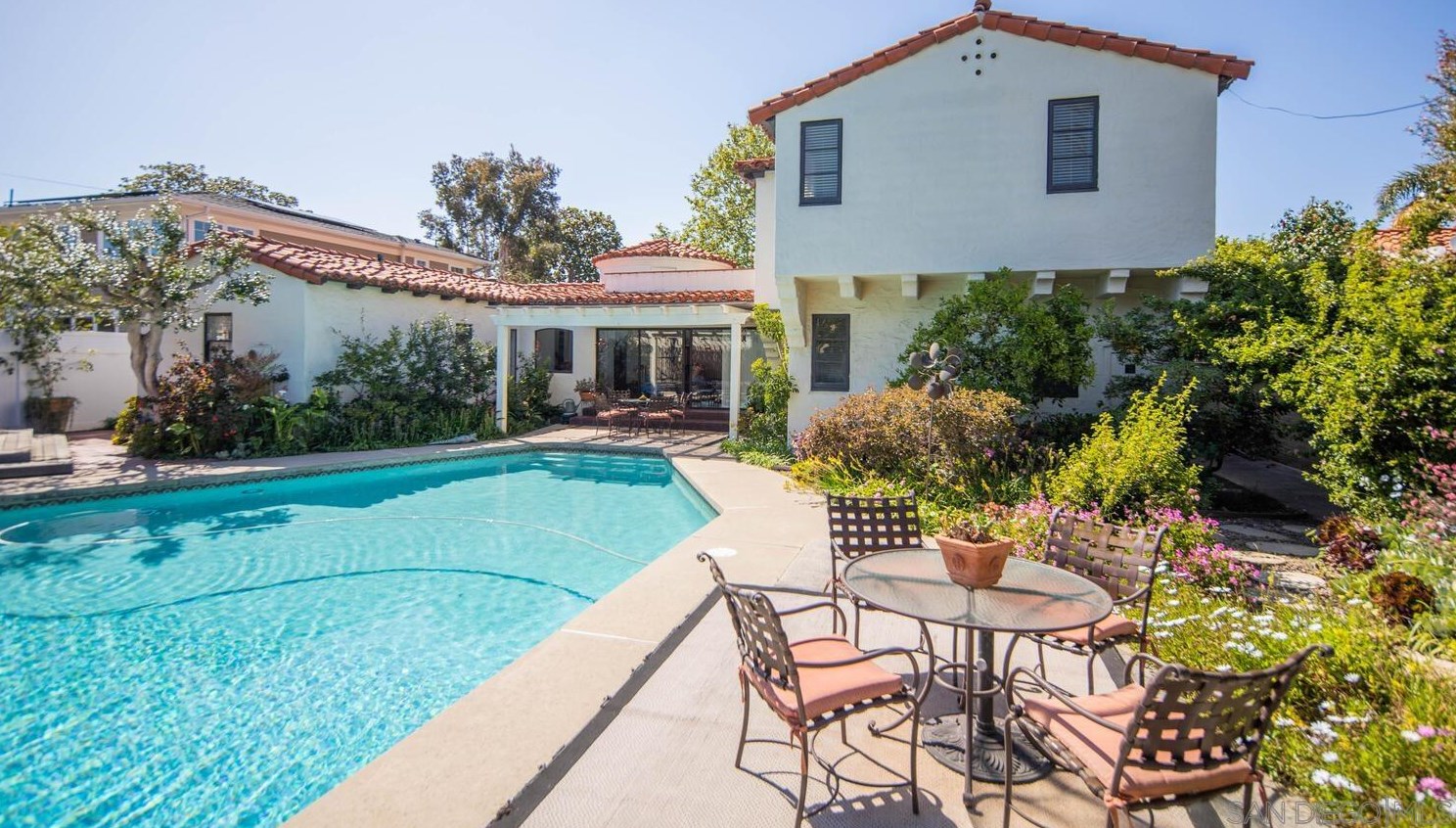 671 Alameda Blvd, San Diego CA 92118-2014 exterior