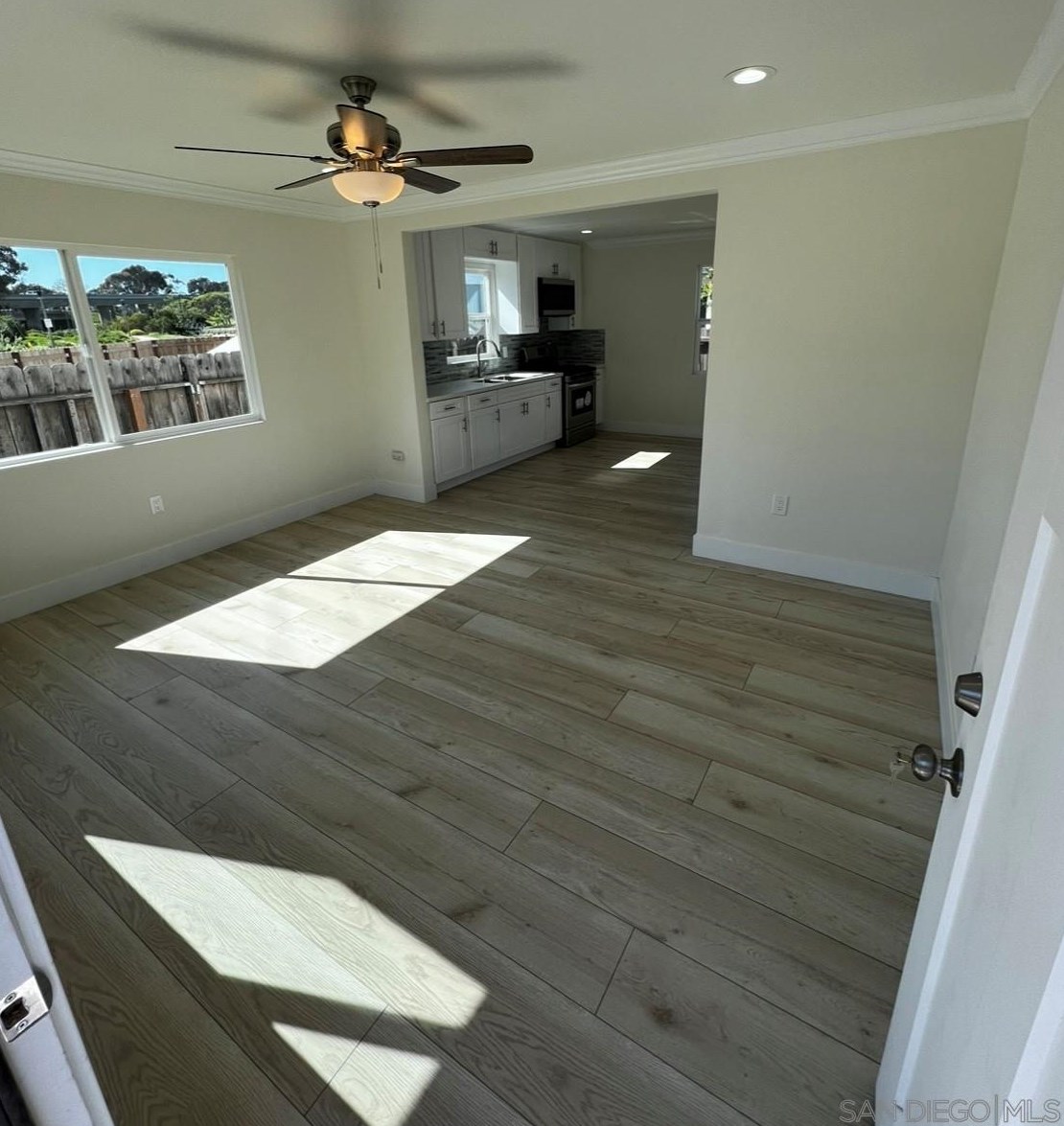 3596 Birch St, San Diego CA 92113-3935 exterior