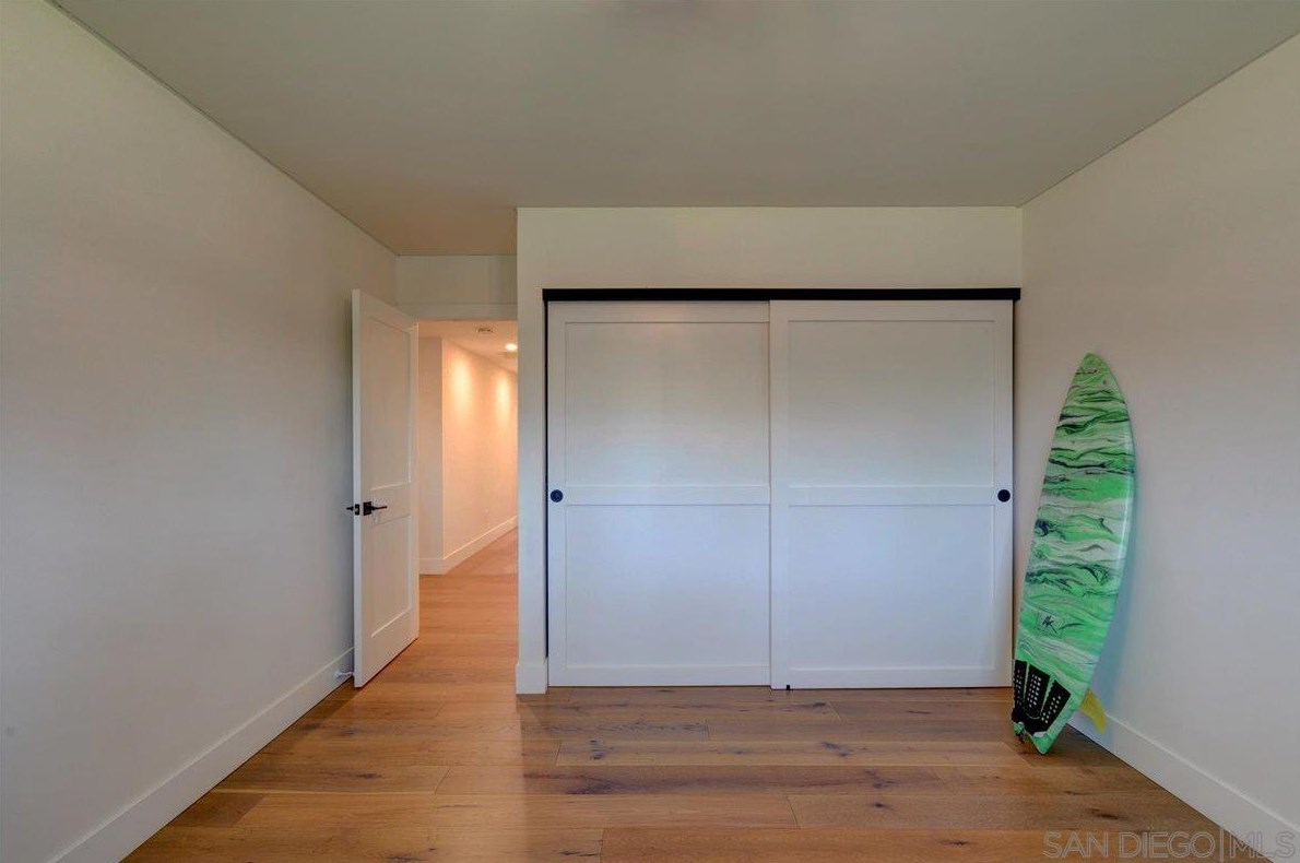 3019 Mesa Dr, Oceanside CA  92054-3705 exterior