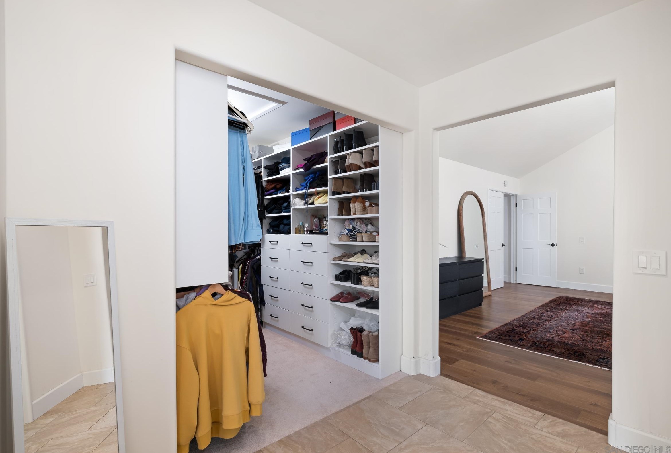 1719 Kings Rd, Vista CA  92084-3639 exterior