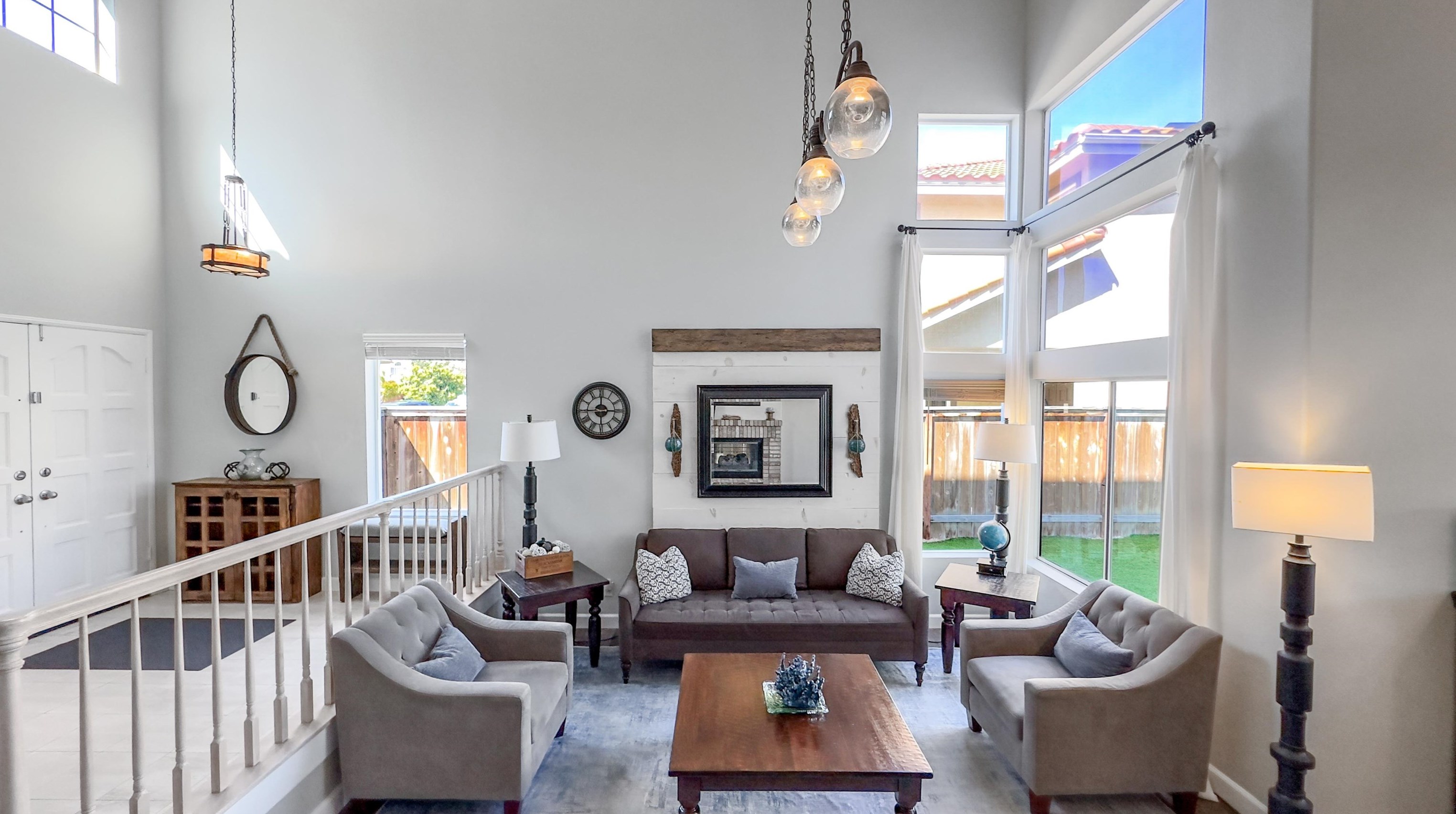 1616 Mountain Pass Cir, Vista CA  92081-8811 exterior