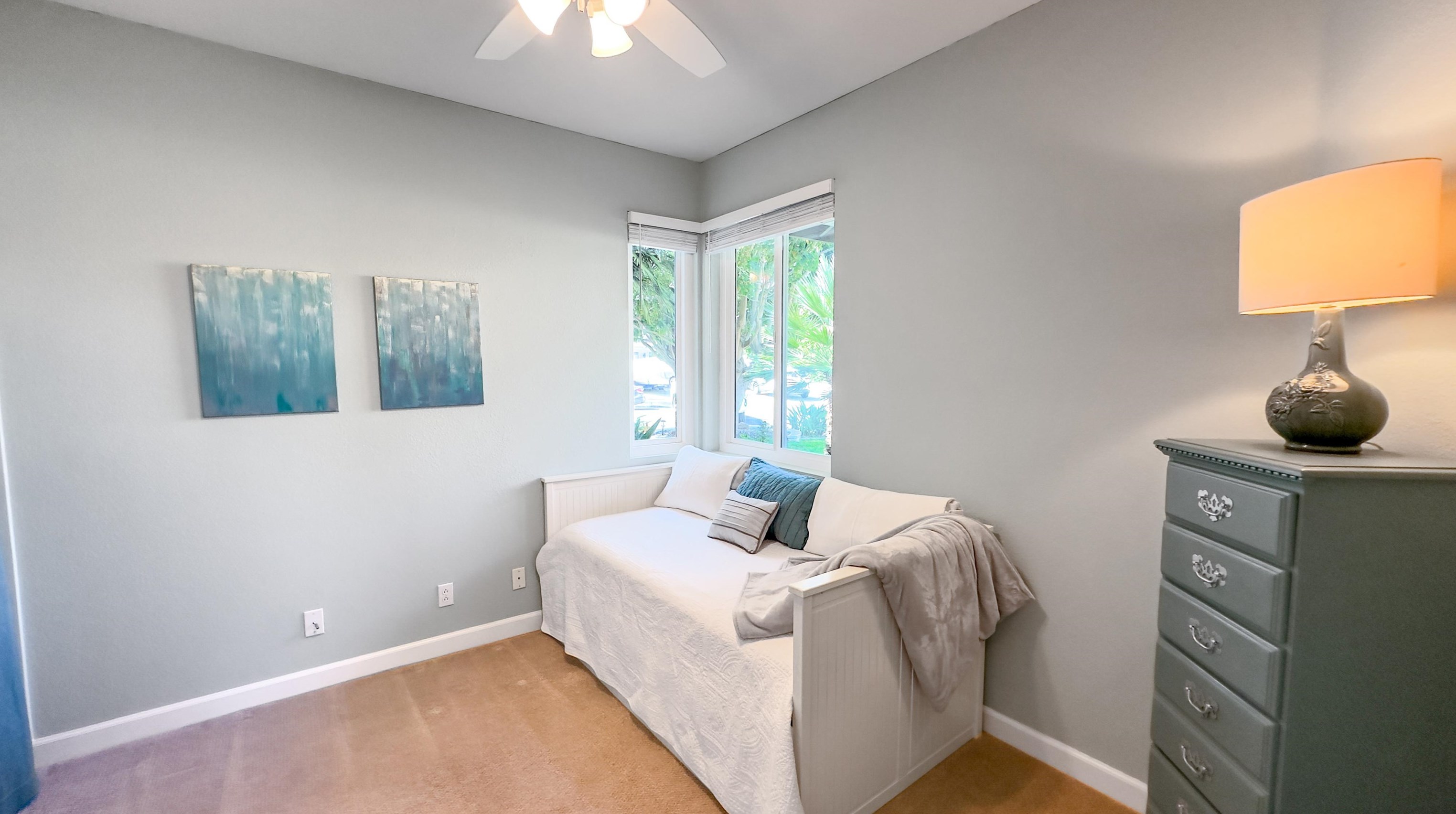 1616 Mountain Pass Cir, Vista CA  92081-8811 exterior